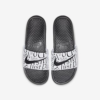 nike slippers benassi