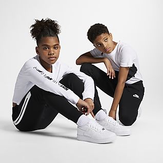 childrens nike tracksuits uk