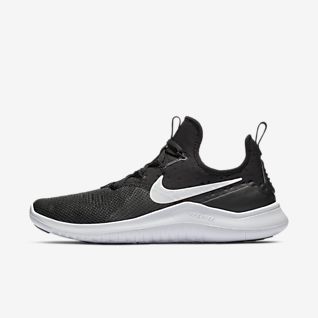 all black nike workout shoes