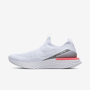 nike flyknit sneakers