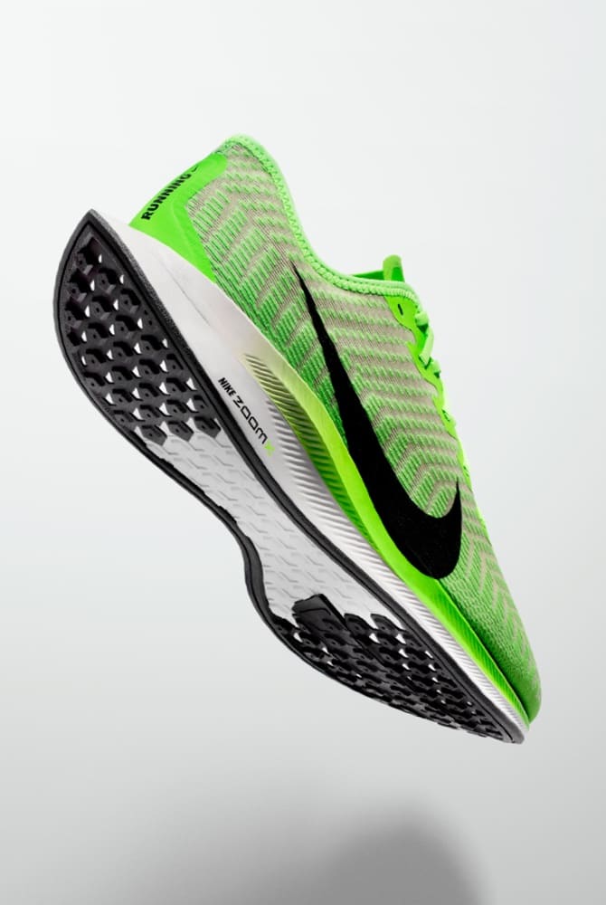 nike men's zoom fly flyknit running shoes