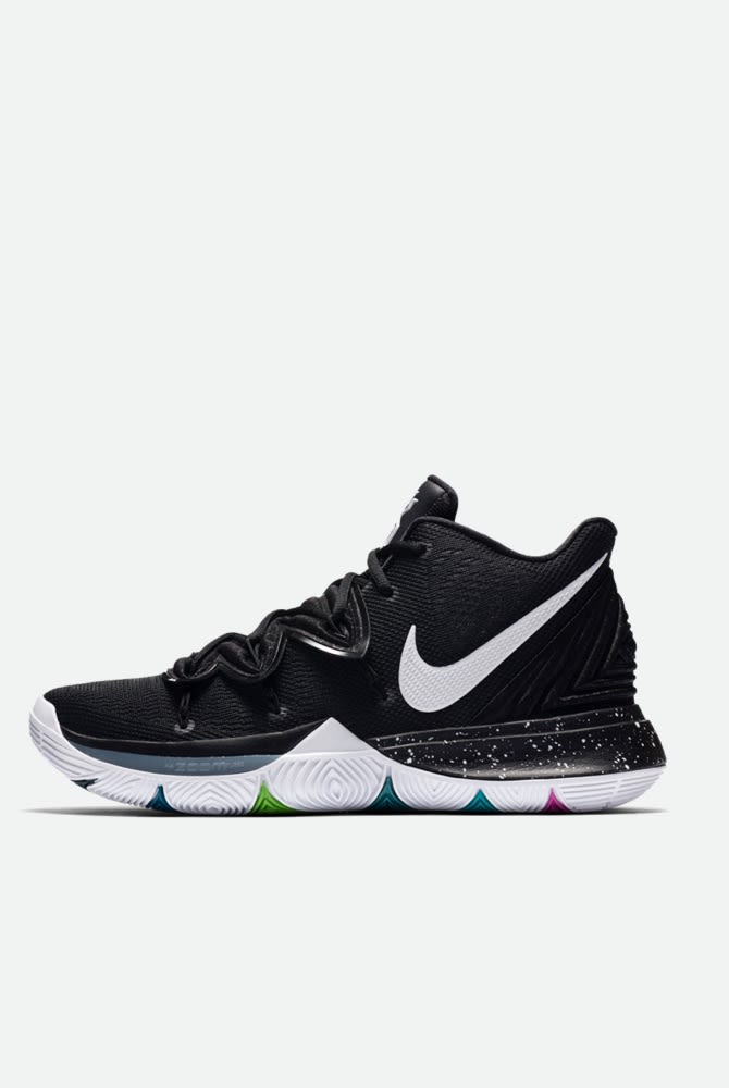 Kyrie 5. Nike RU