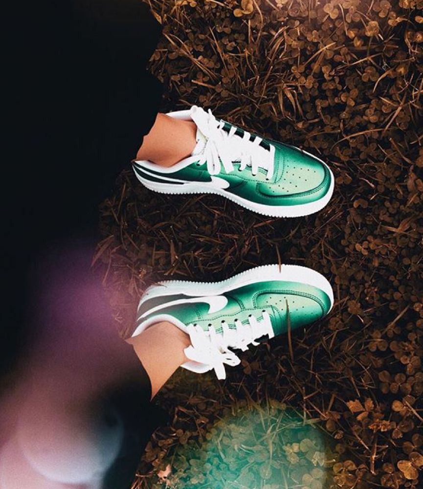 nike force rainbow am3