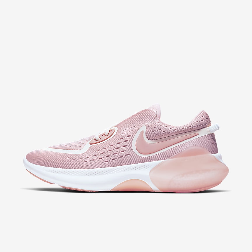 Nike Schuhe, Bekleidung und Accessoires für Damen. Nike Schuhe, Bekleidung und Accessoires für Damen.
