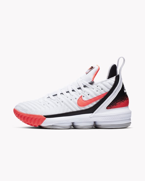 nike basketball online