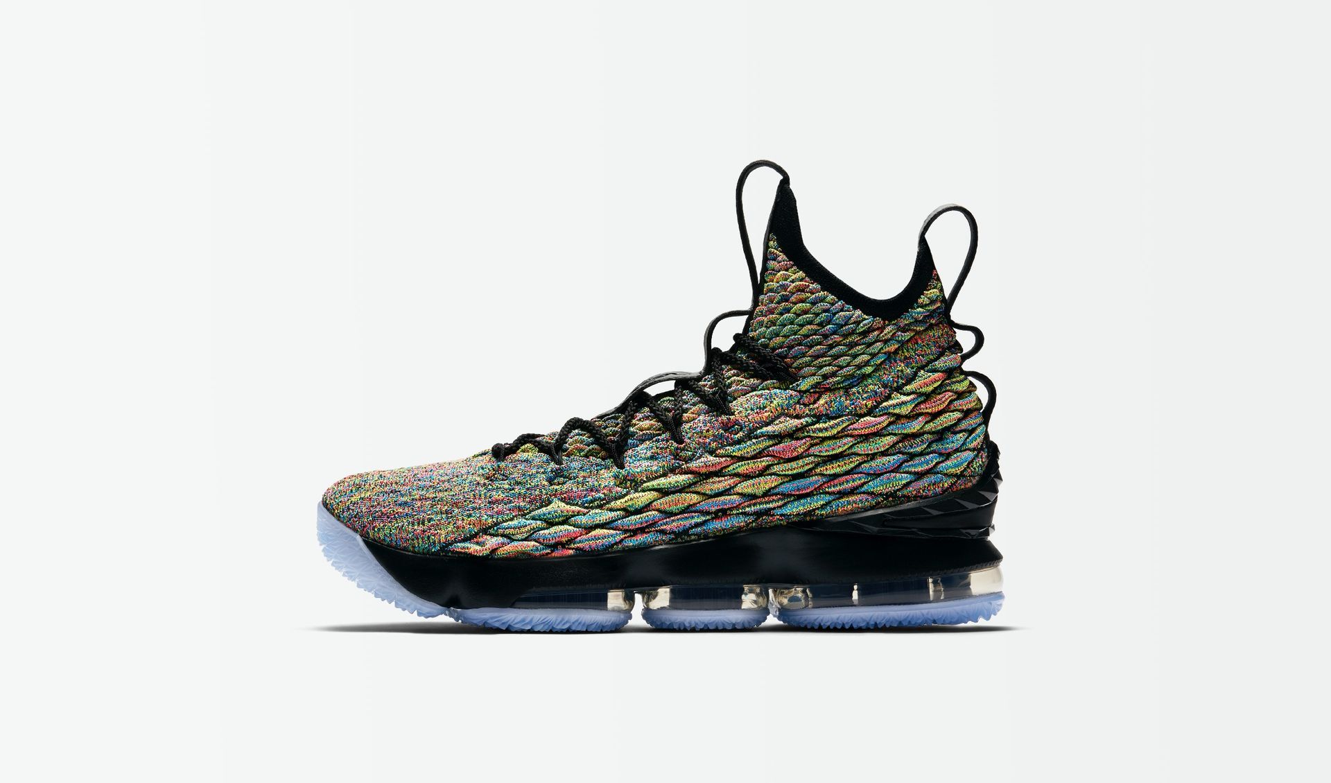 crochet chaussures Nike plus