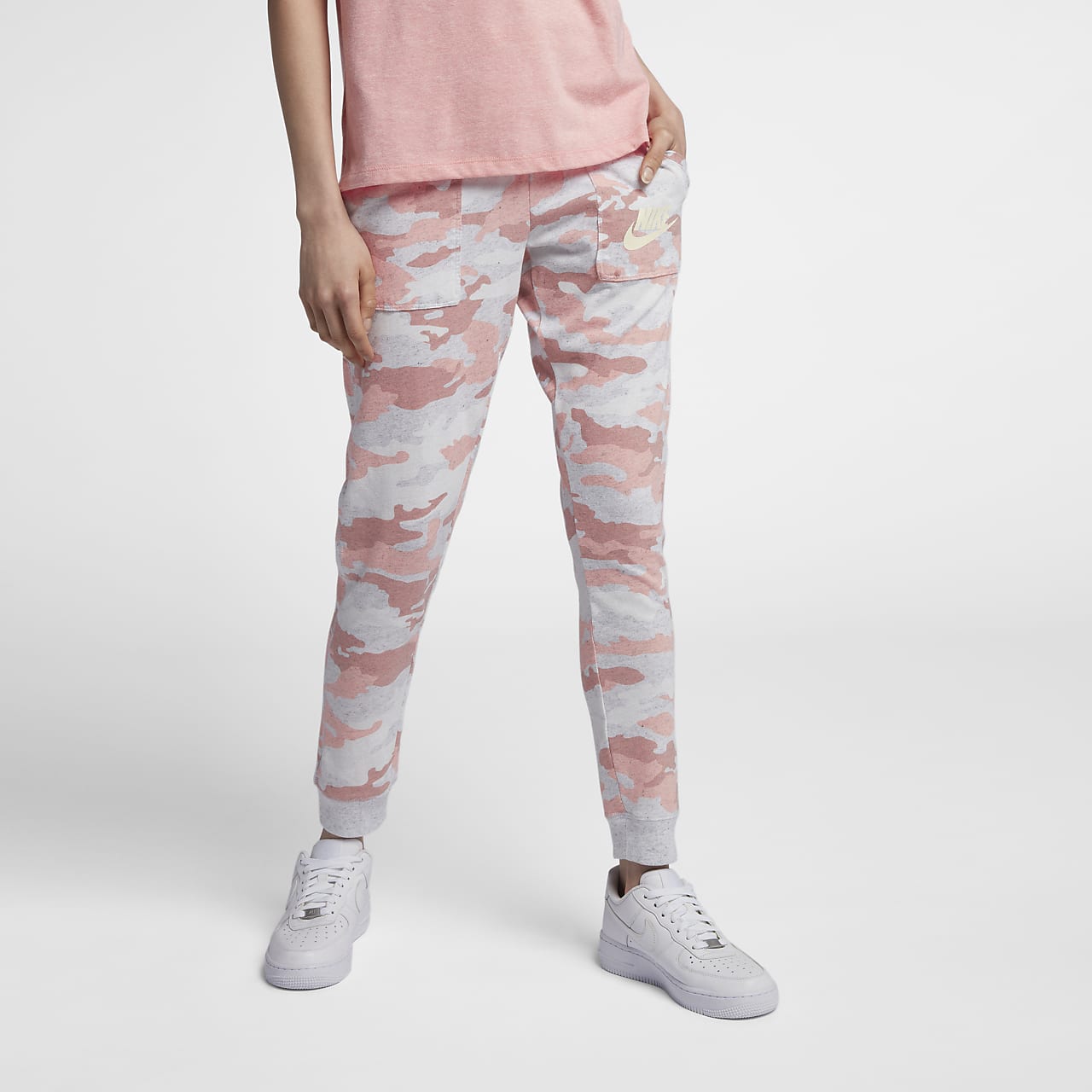 Pantalon camouflage Nike Sportswear Gym Vintage pour Femme ...