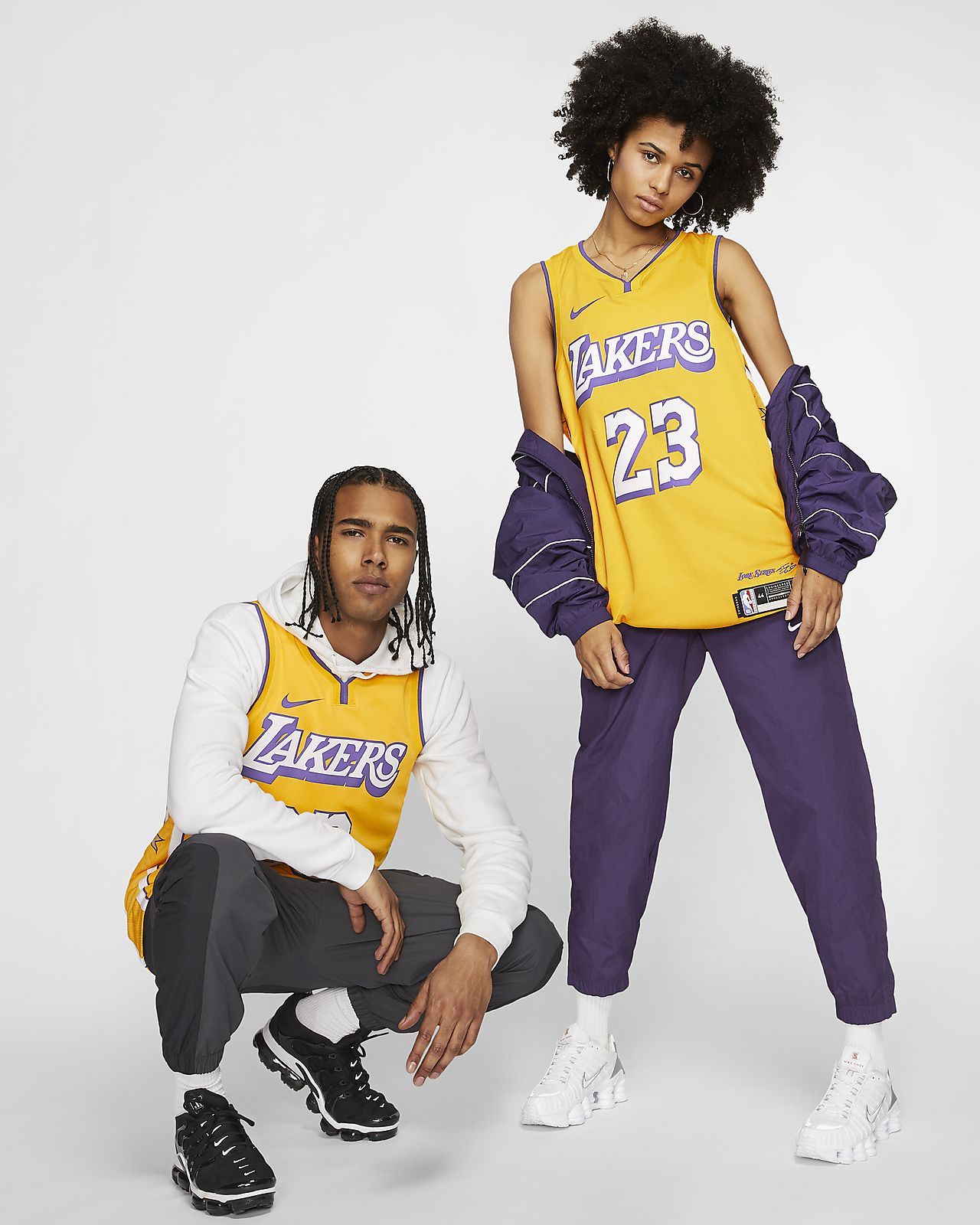 lakers jersey girl