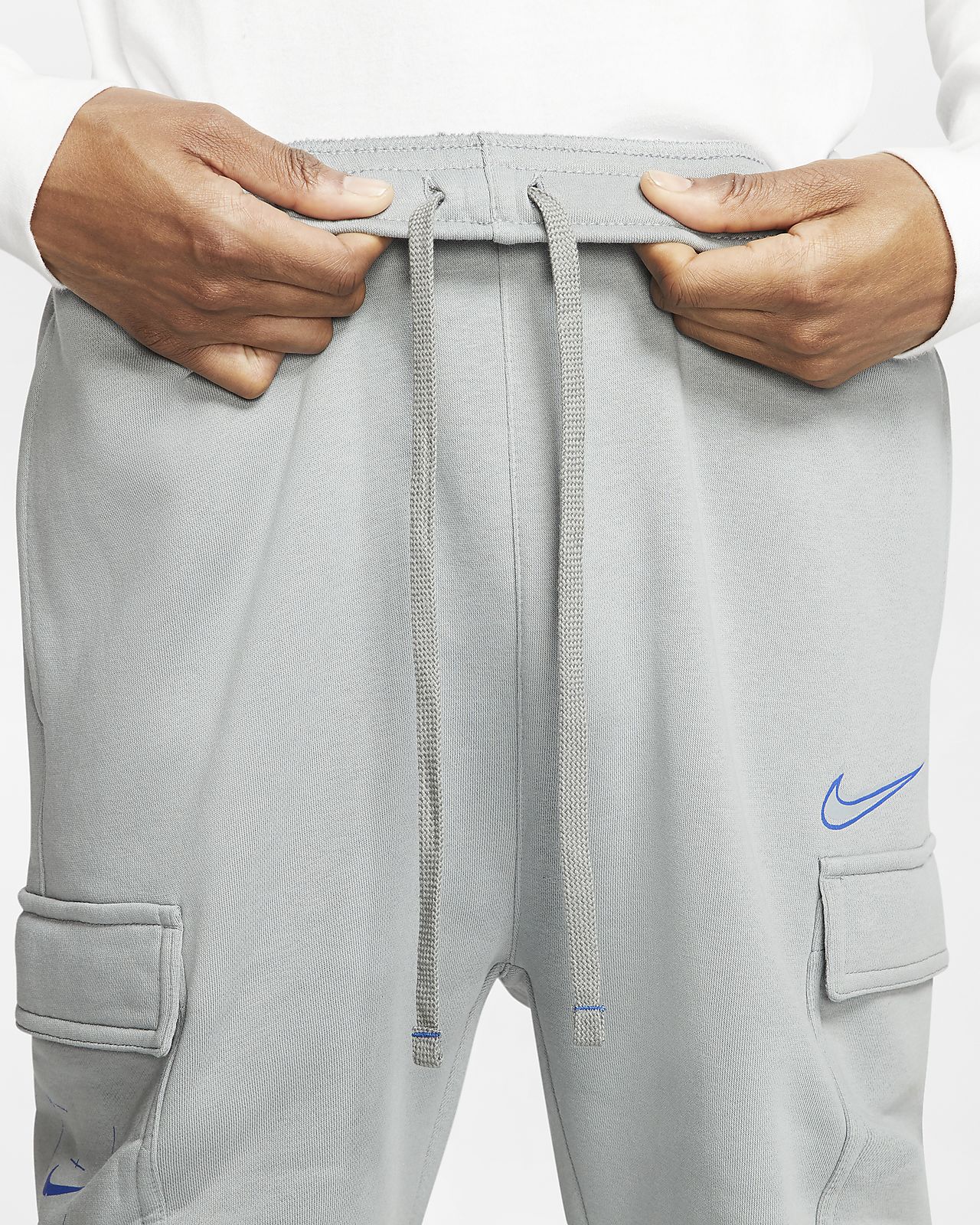 nike sportswear cargo shorts