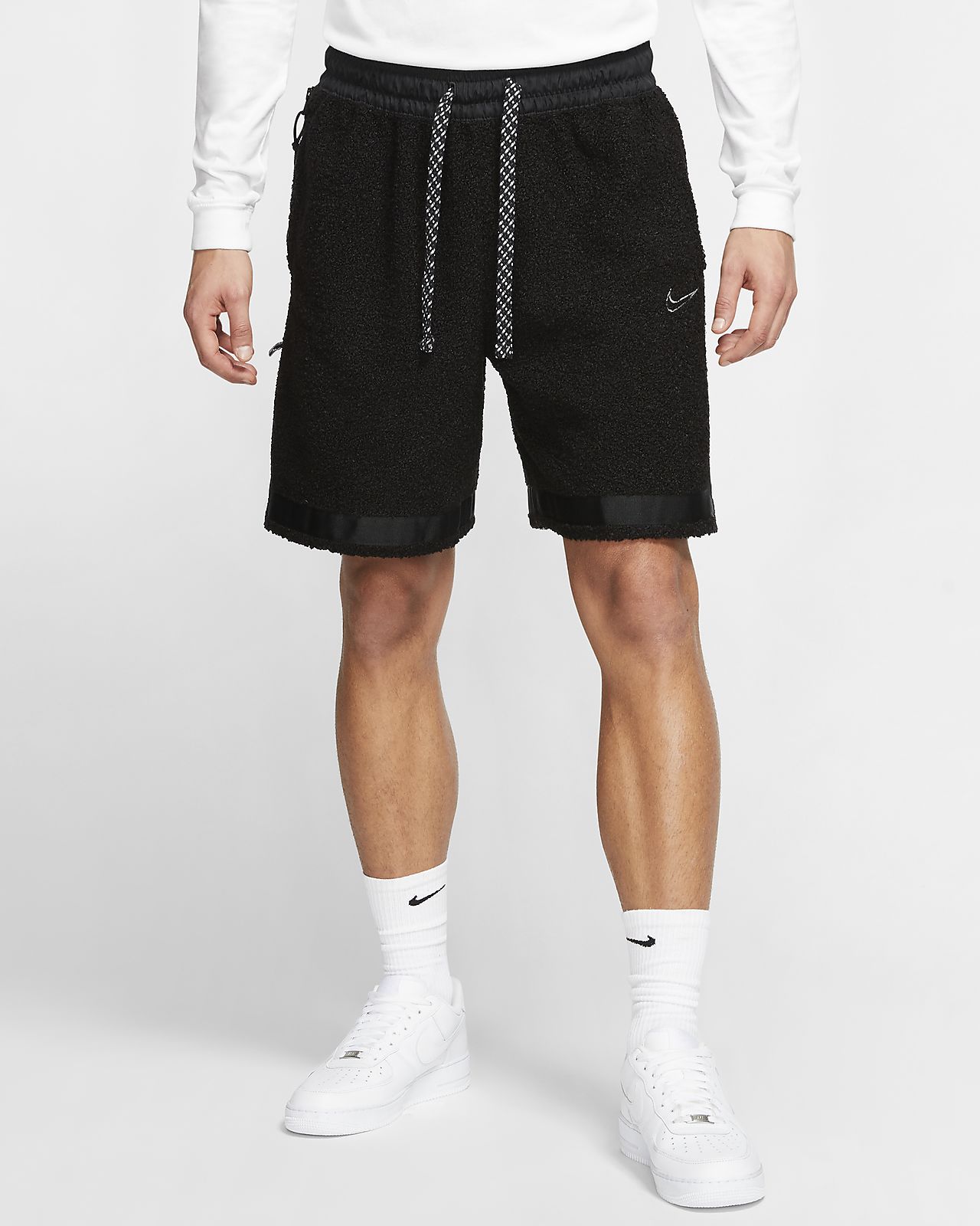 short nike dna