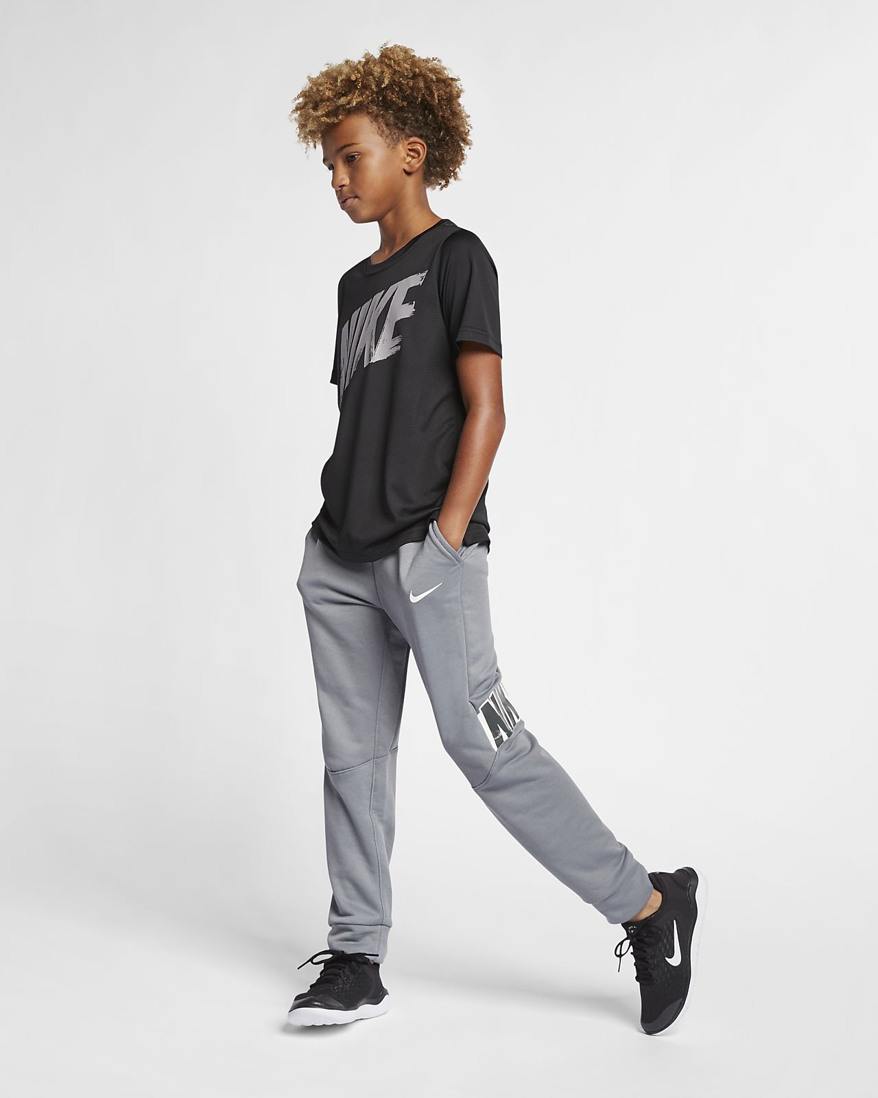 nike junior model
