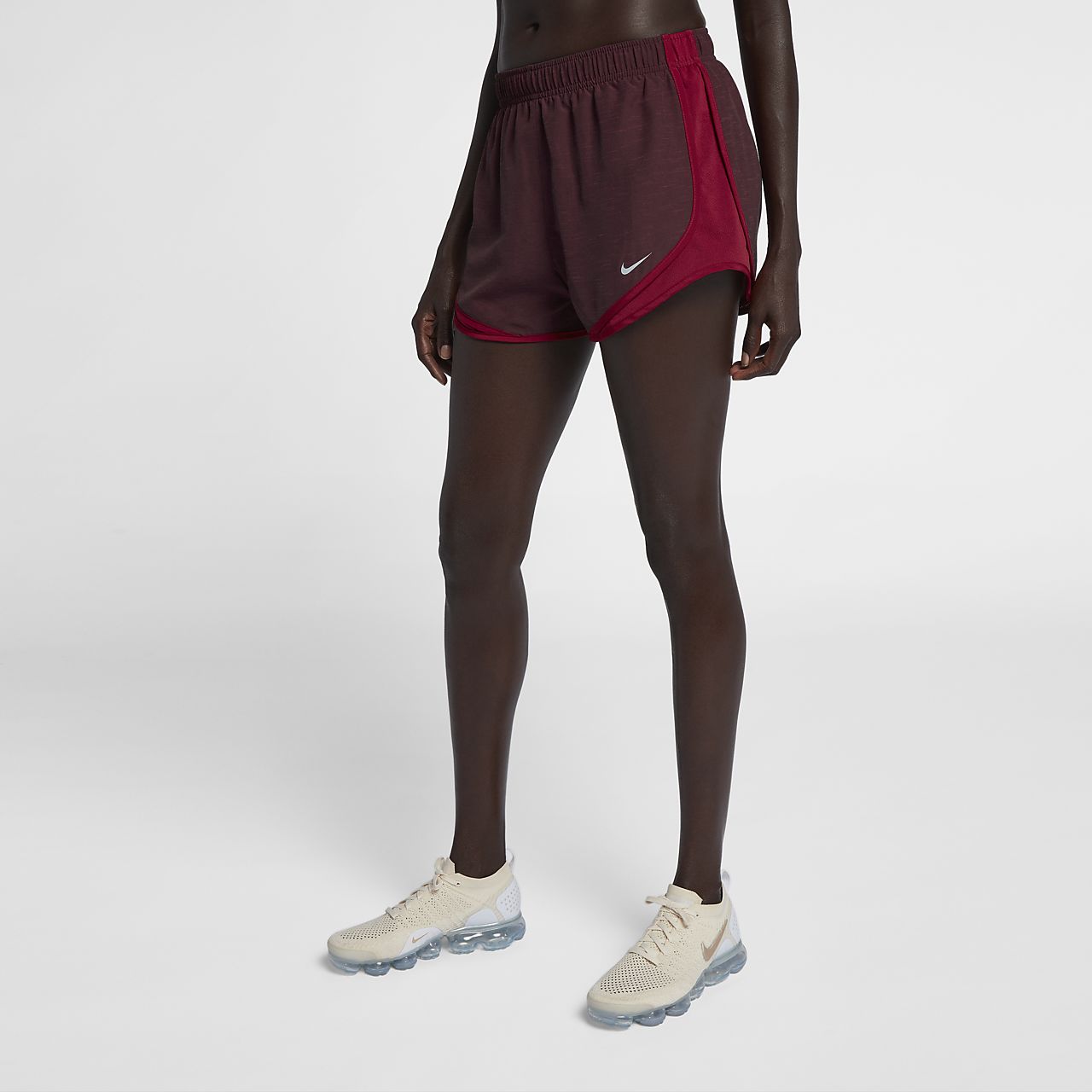 short nike tempo