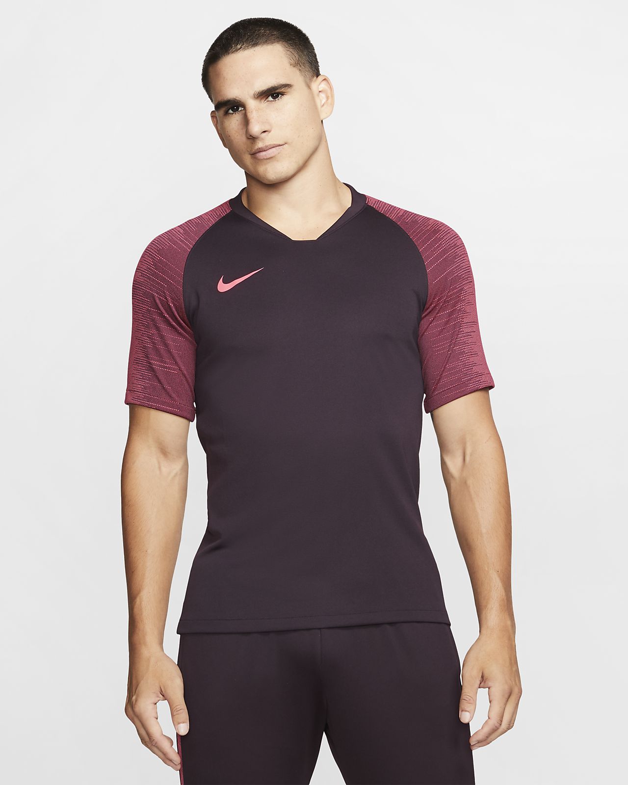 burgundy nike top