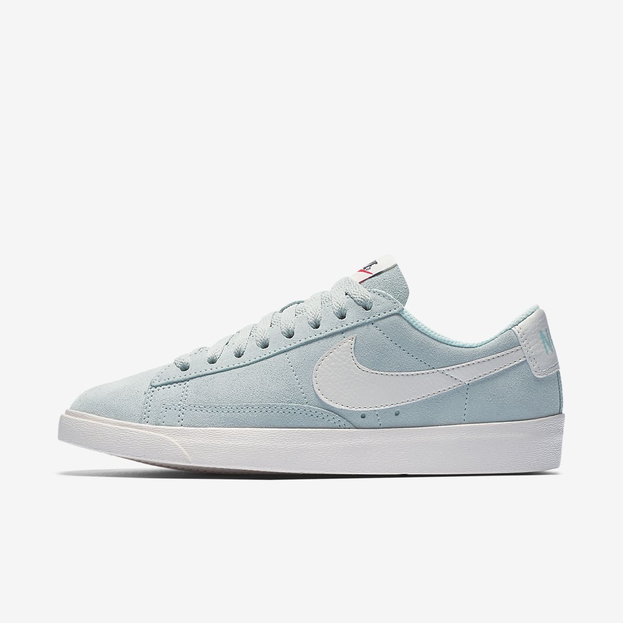 Nike Blazer Low Damenschuh Modern und elegant Nike Blazer Low Damenschuh Modern und elegant