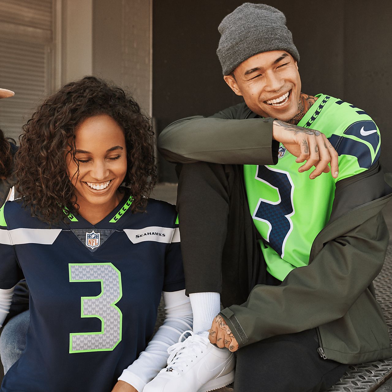 russell wilson female jersey