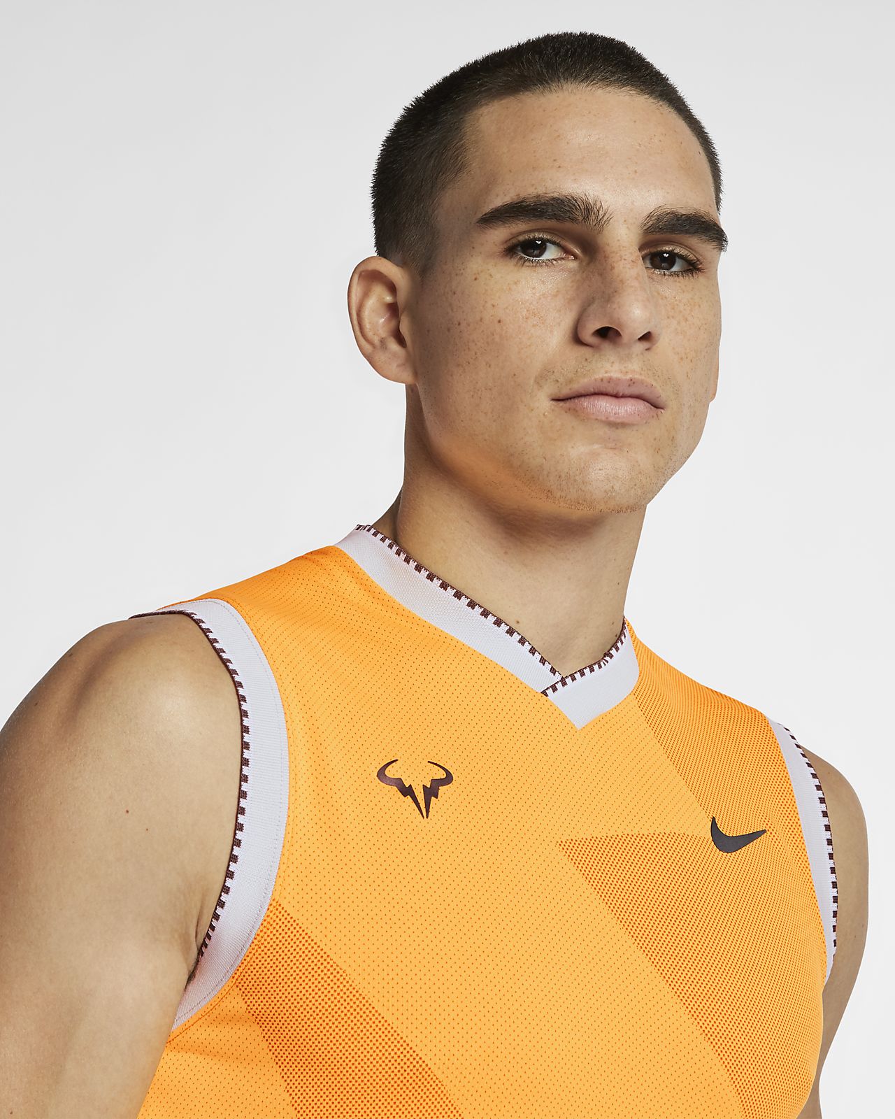 nike sleeveless tennis shirt