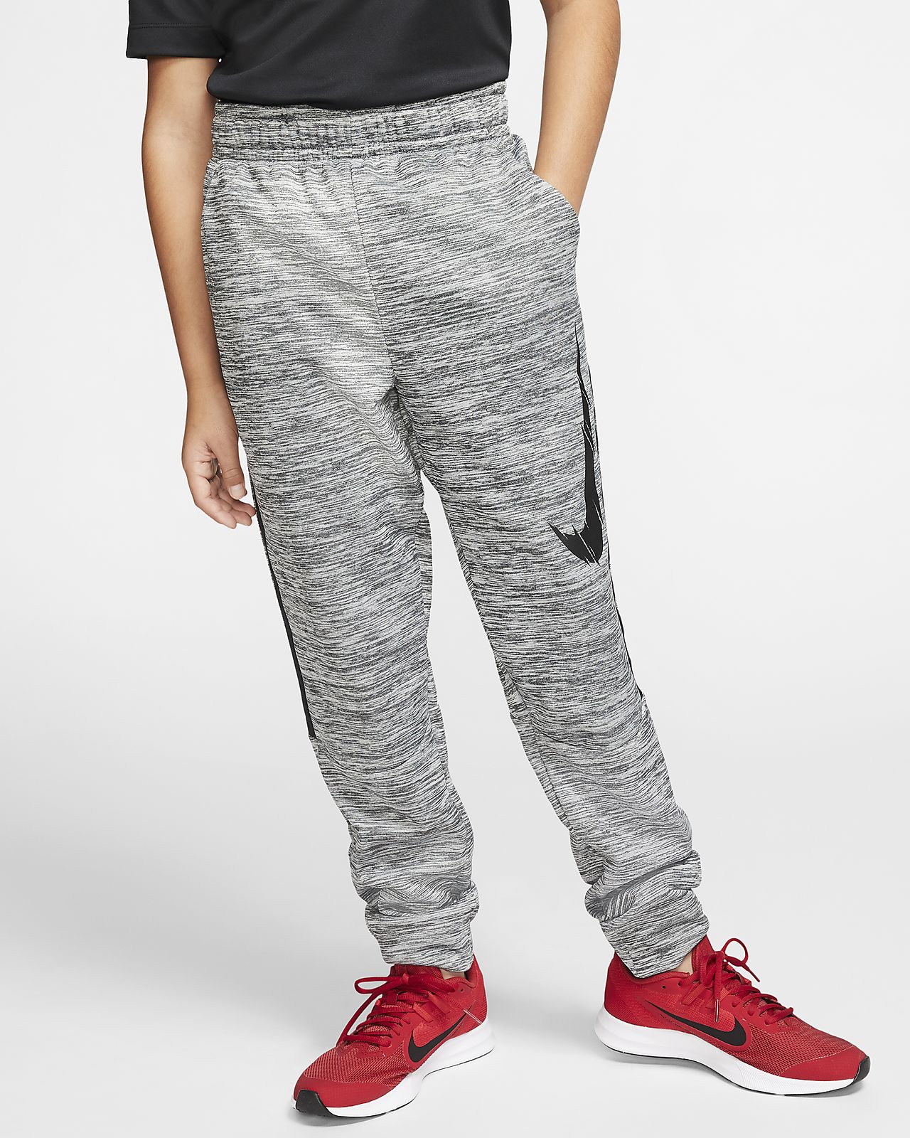 nike tapered trousers