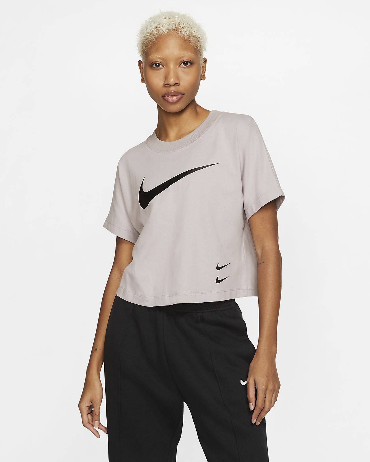 nike sportswear haut à manches courtes pour femme nike sportswear haut à manches courtes pour femme
