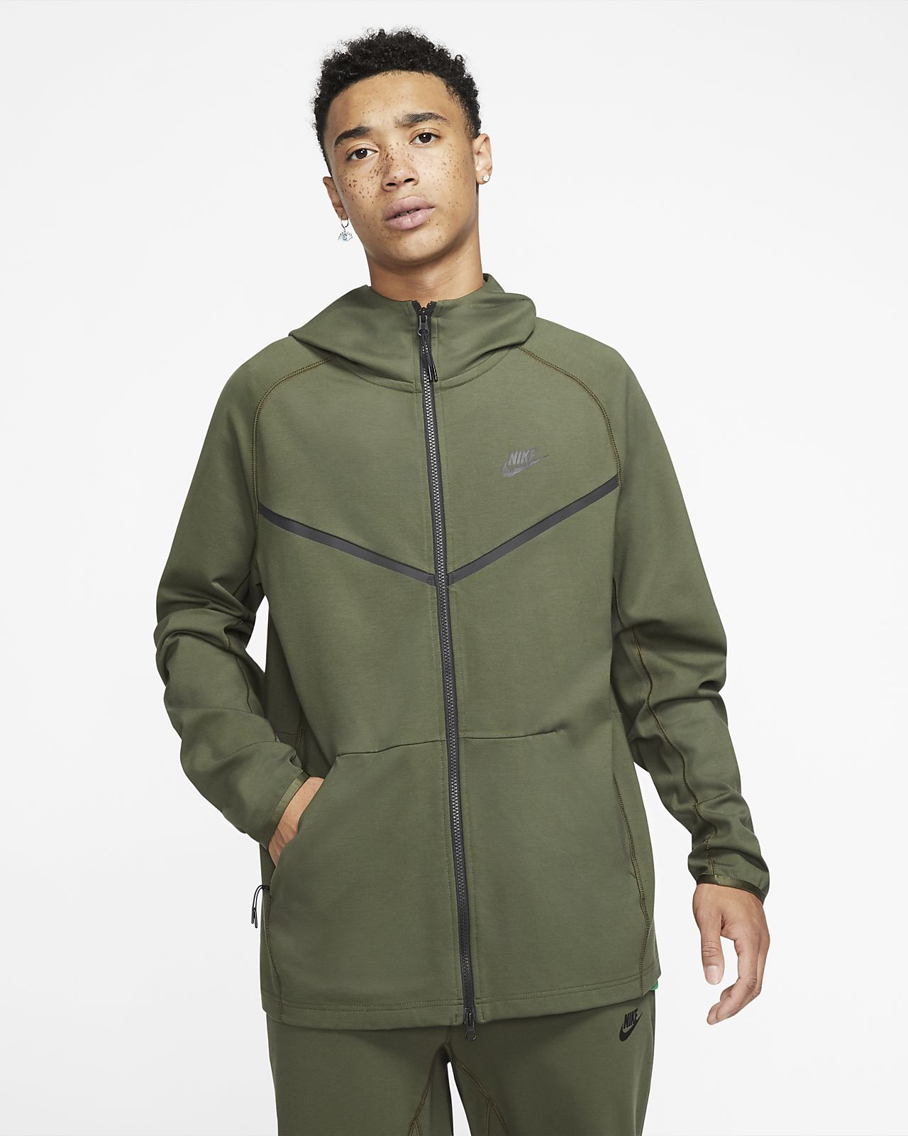 Nike Sportswear Men's Full Zip Hoodie. Nike SE Nike Sportswear Men's Full Zip Hoodie