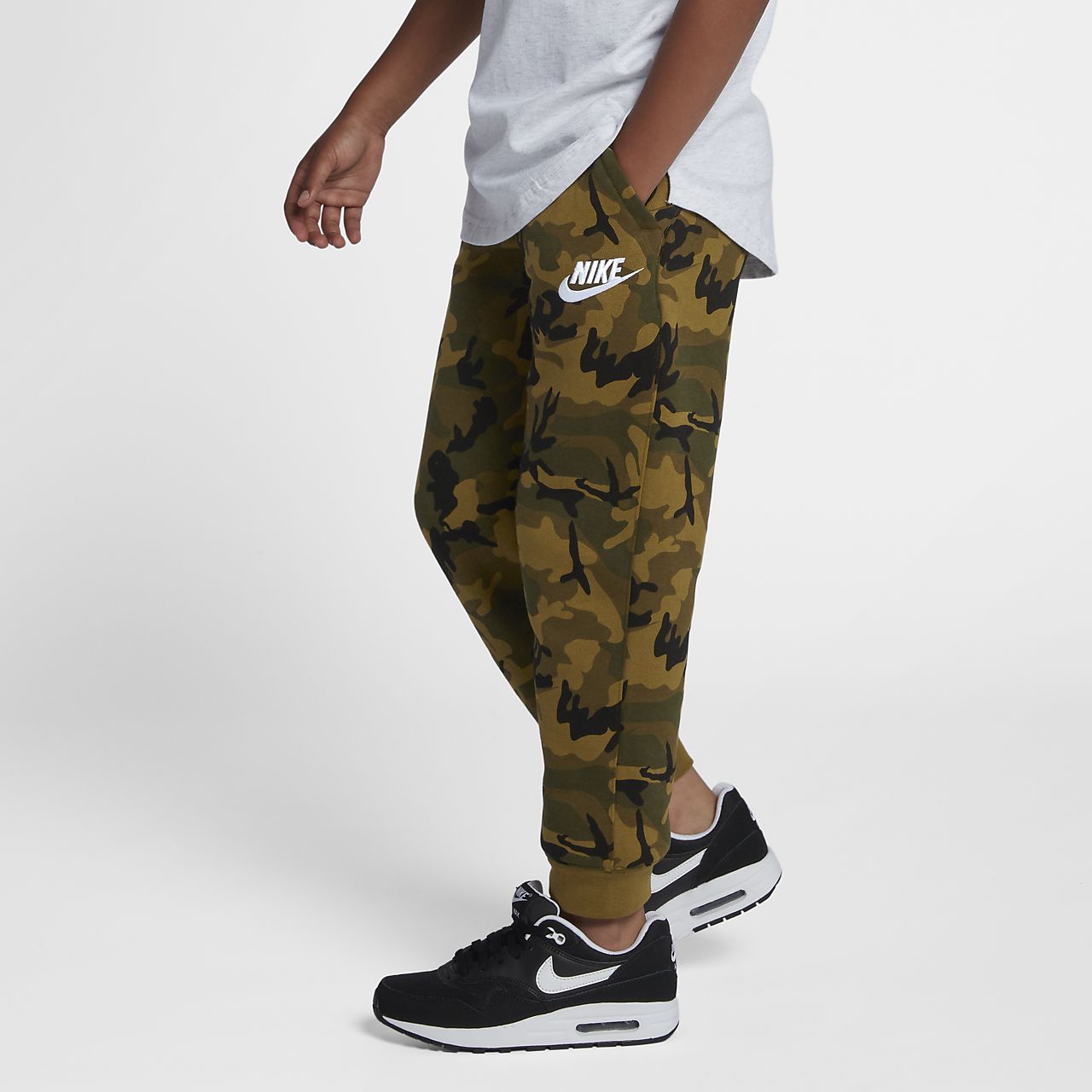 nike printed joggers