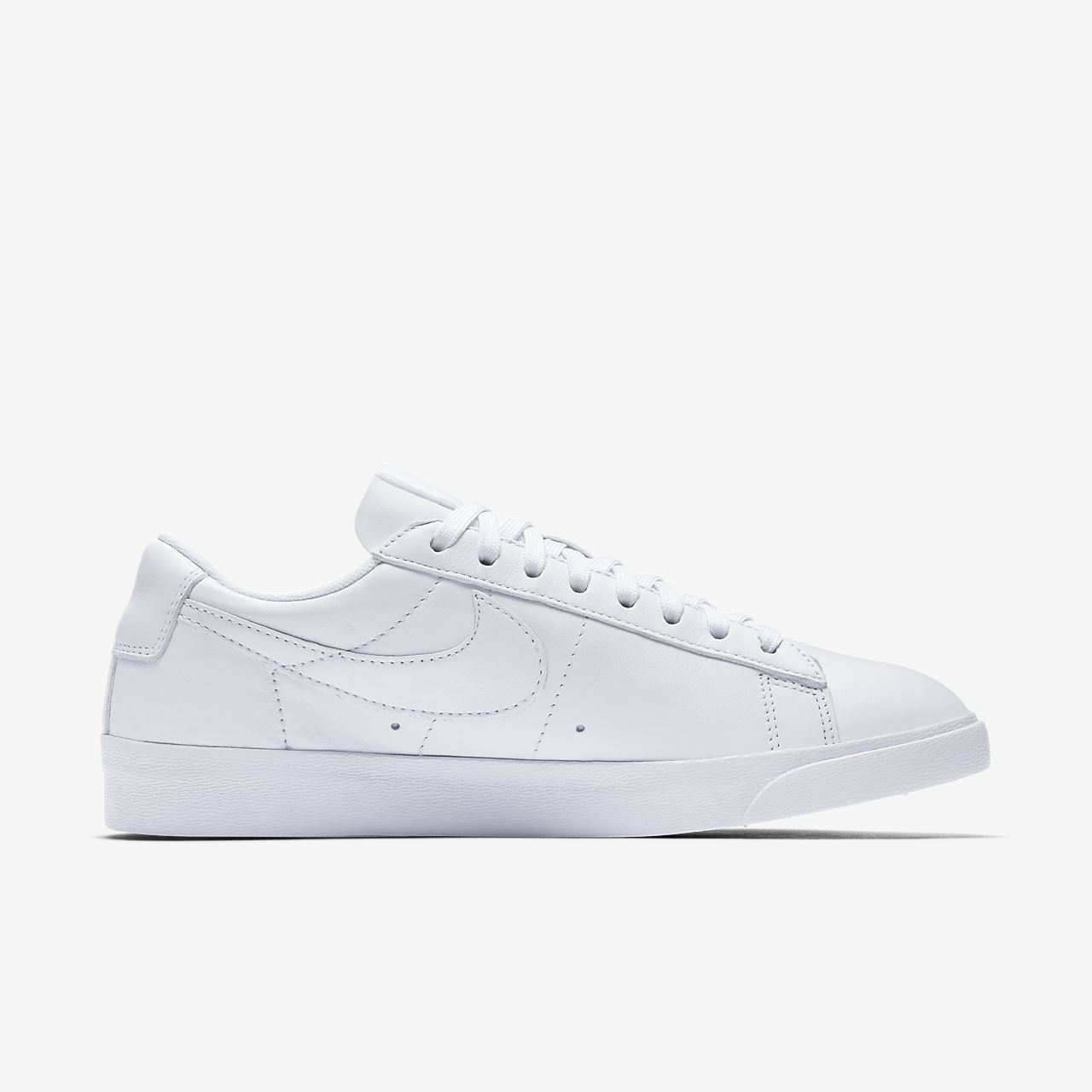 nike blazer low