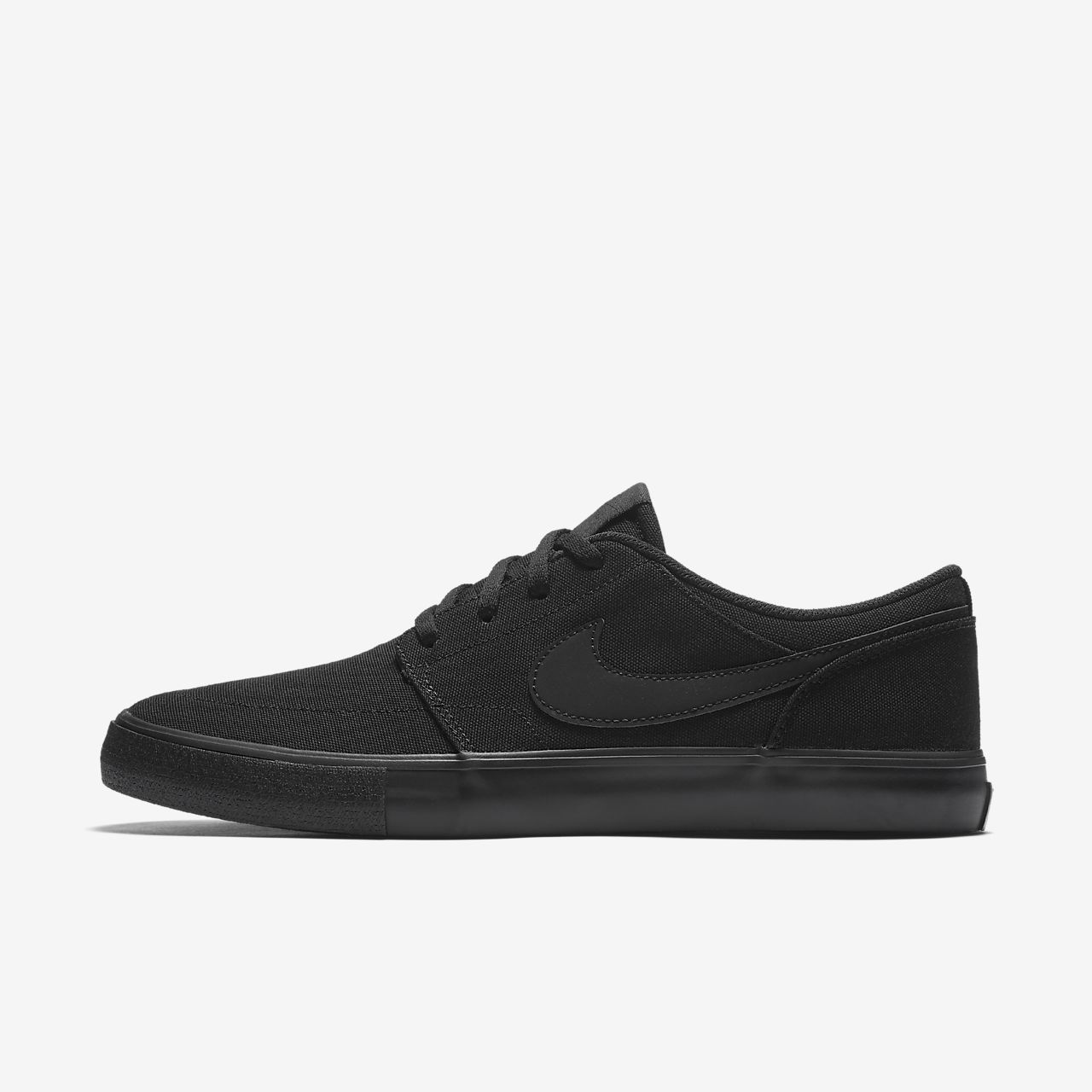 nike sb portmore ii ss trainers with gum sole in black