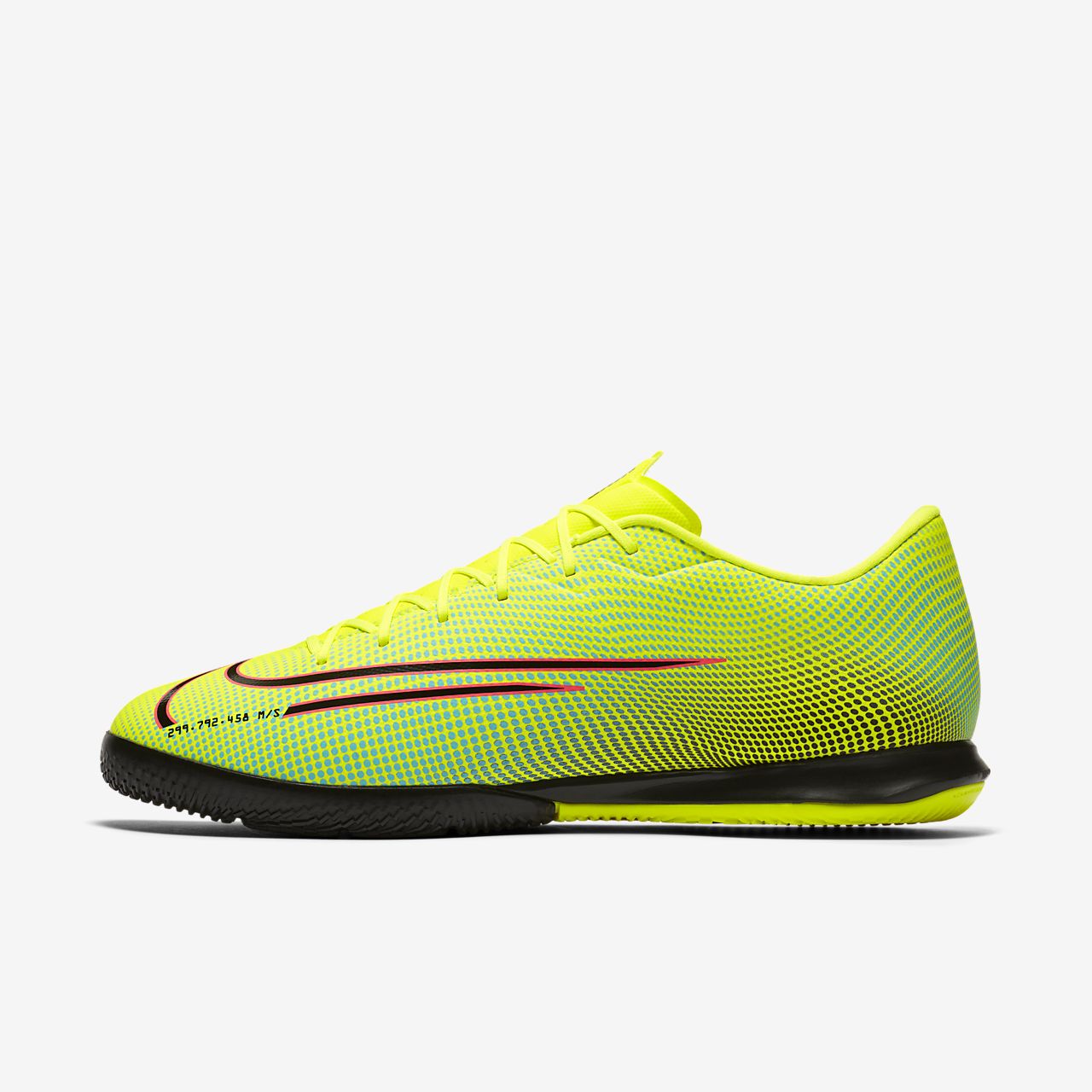 Nike Mercurial Vapor 13 Pro MDS Firm Ground Soccer Cleats.