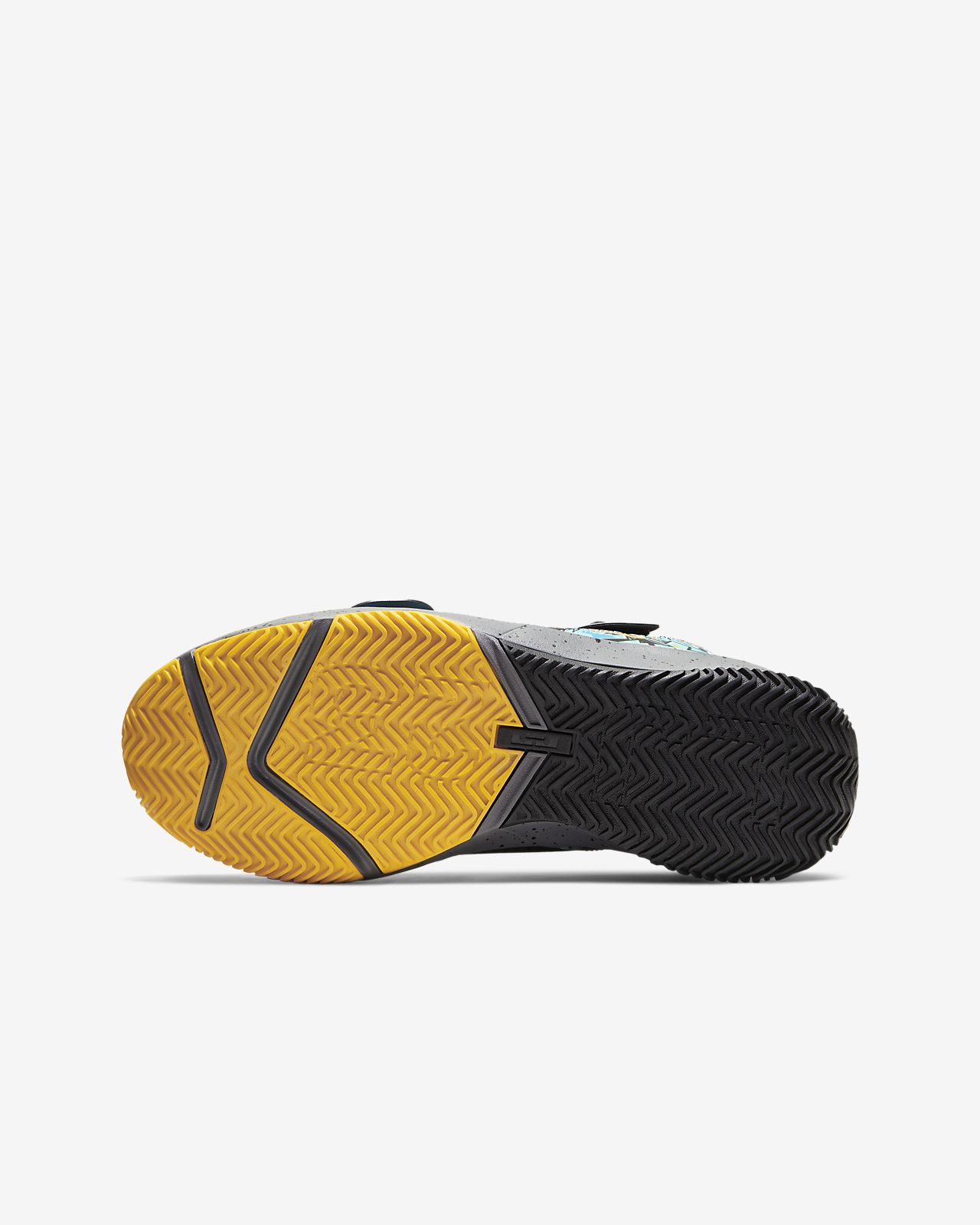 NIKE ZOOM LEBRON SOLDIER 9 FLYEASE. Nike Store, zipper wrap NIKE ZOOM LEBRON SOLDIER 9 FLYEASE. Nike Store, zipper wrap