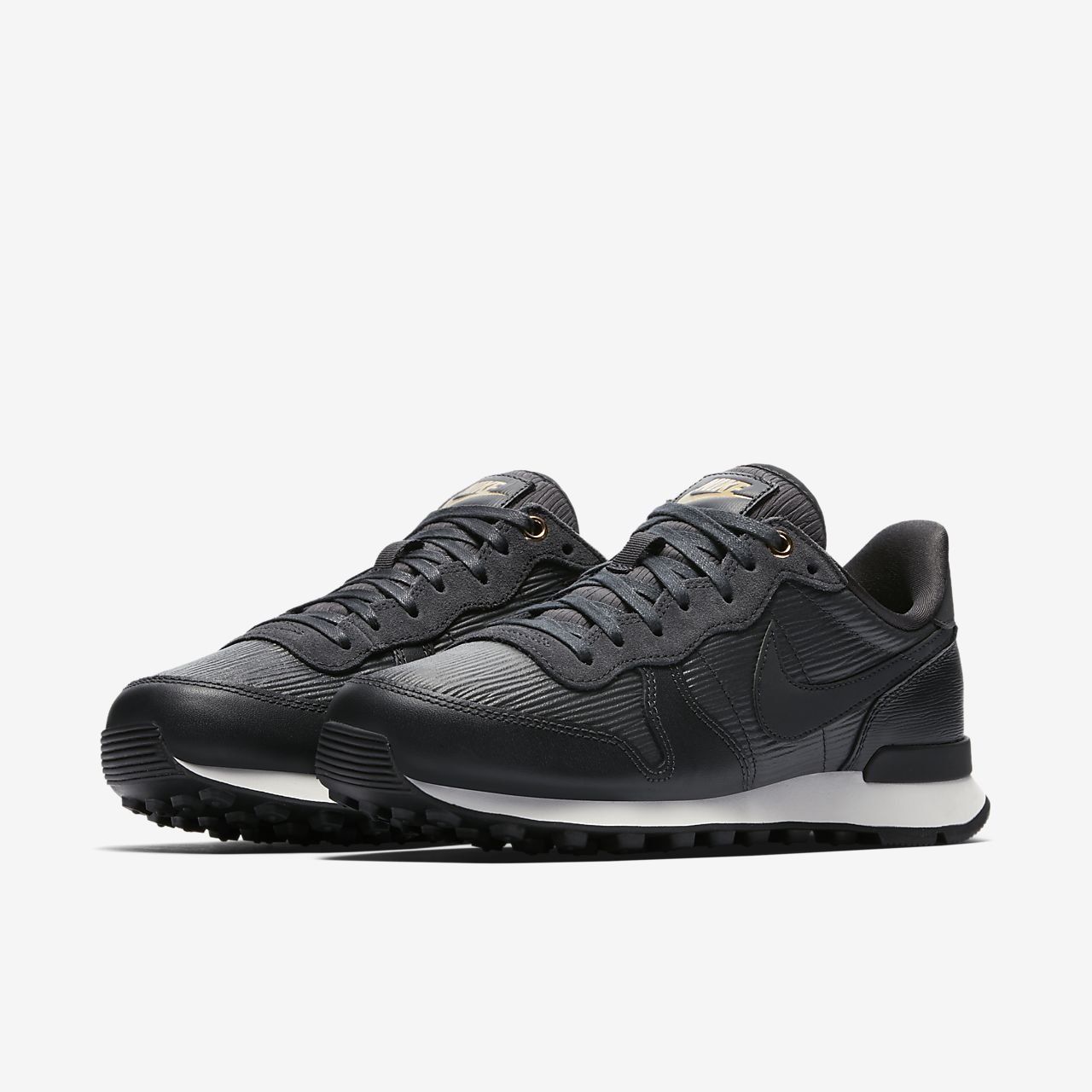 nike internationalist