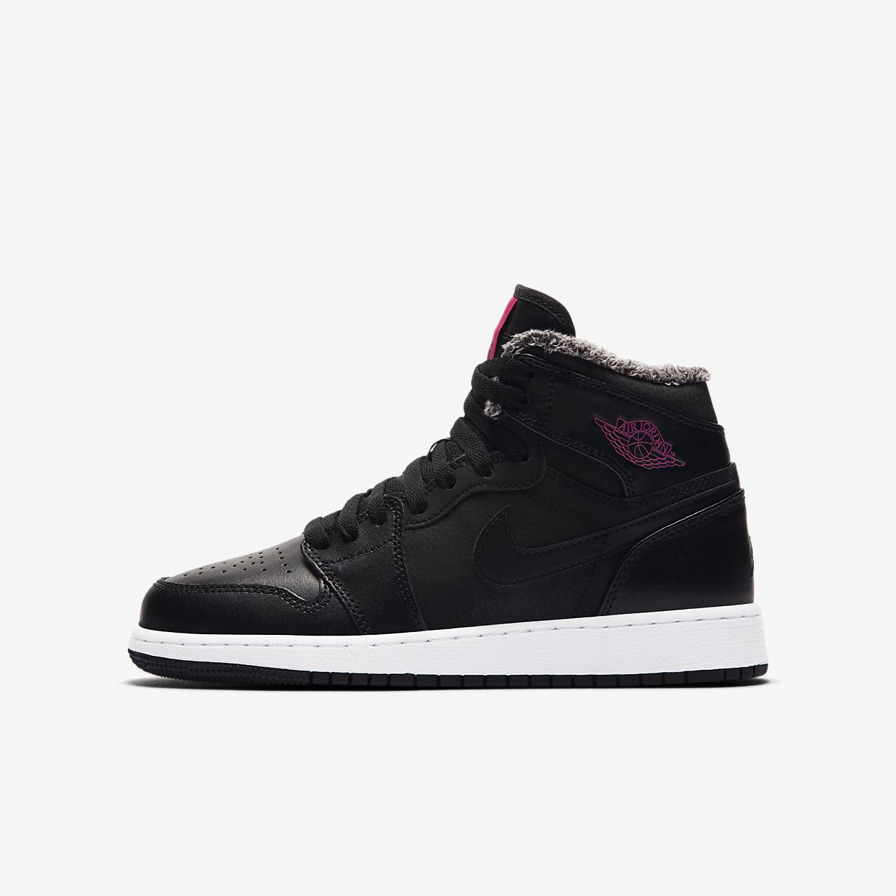 jordan retro 1 black