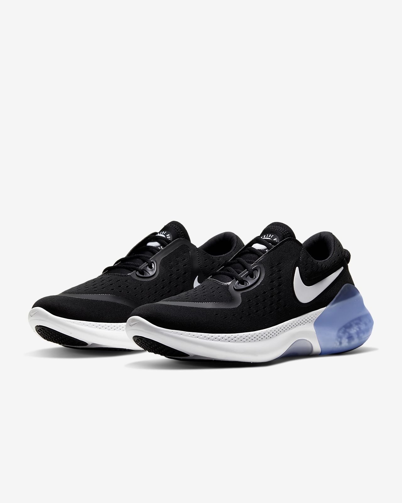Nike Downshifter 7 ist im Grunde ein Laufschuh, aber es ist Nike Downshifter 7 ist im Grunde ein Laufschuh, aber es ist