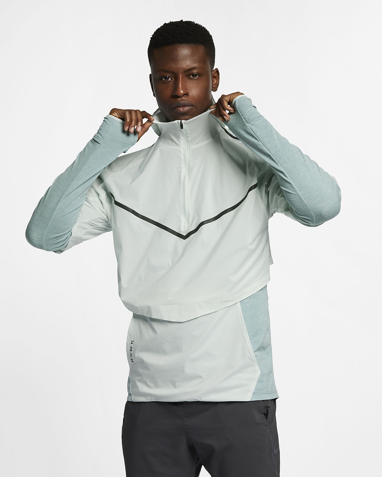 nike therma top