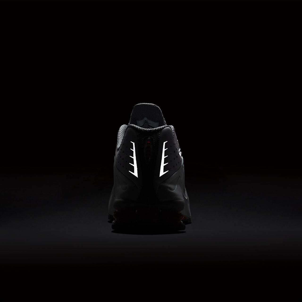 nike shox r4 all black