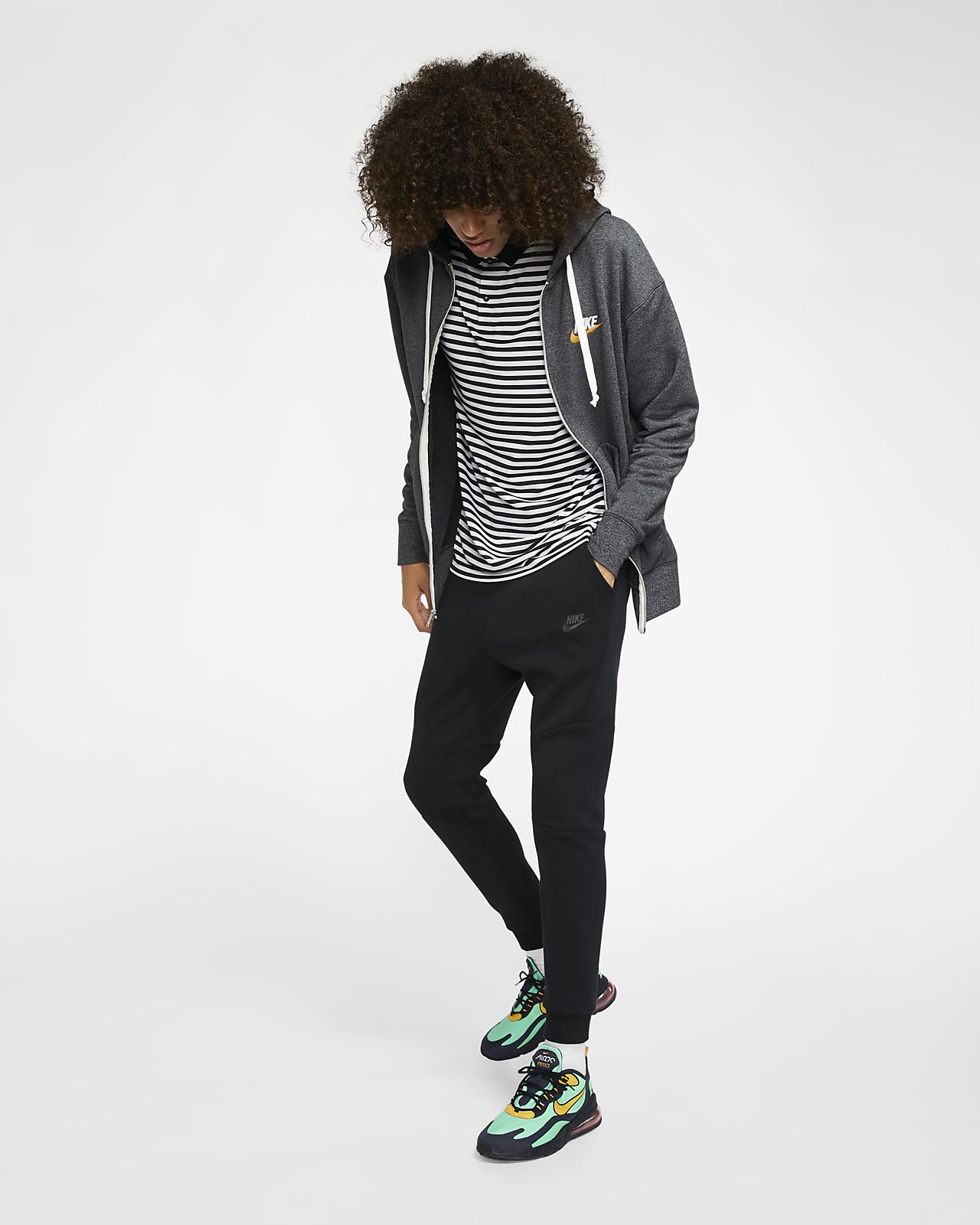 Nike Sportswear Heritage Herren Hoodie mit durchgehendem Reißverschluss Nike Sportswear Heritage Herren Hoodie mit durchgehendem Reißverschluss