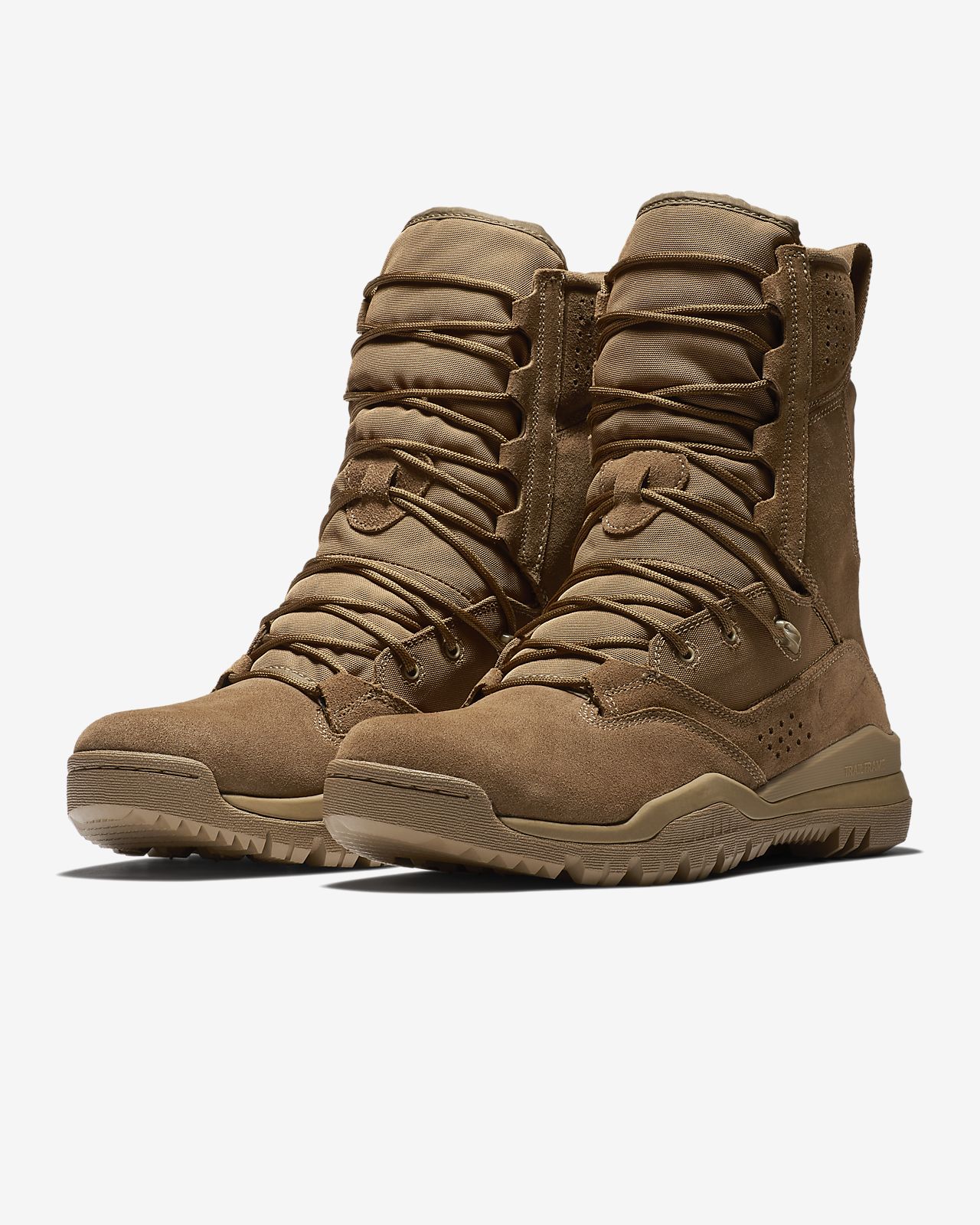 bota nike bege
