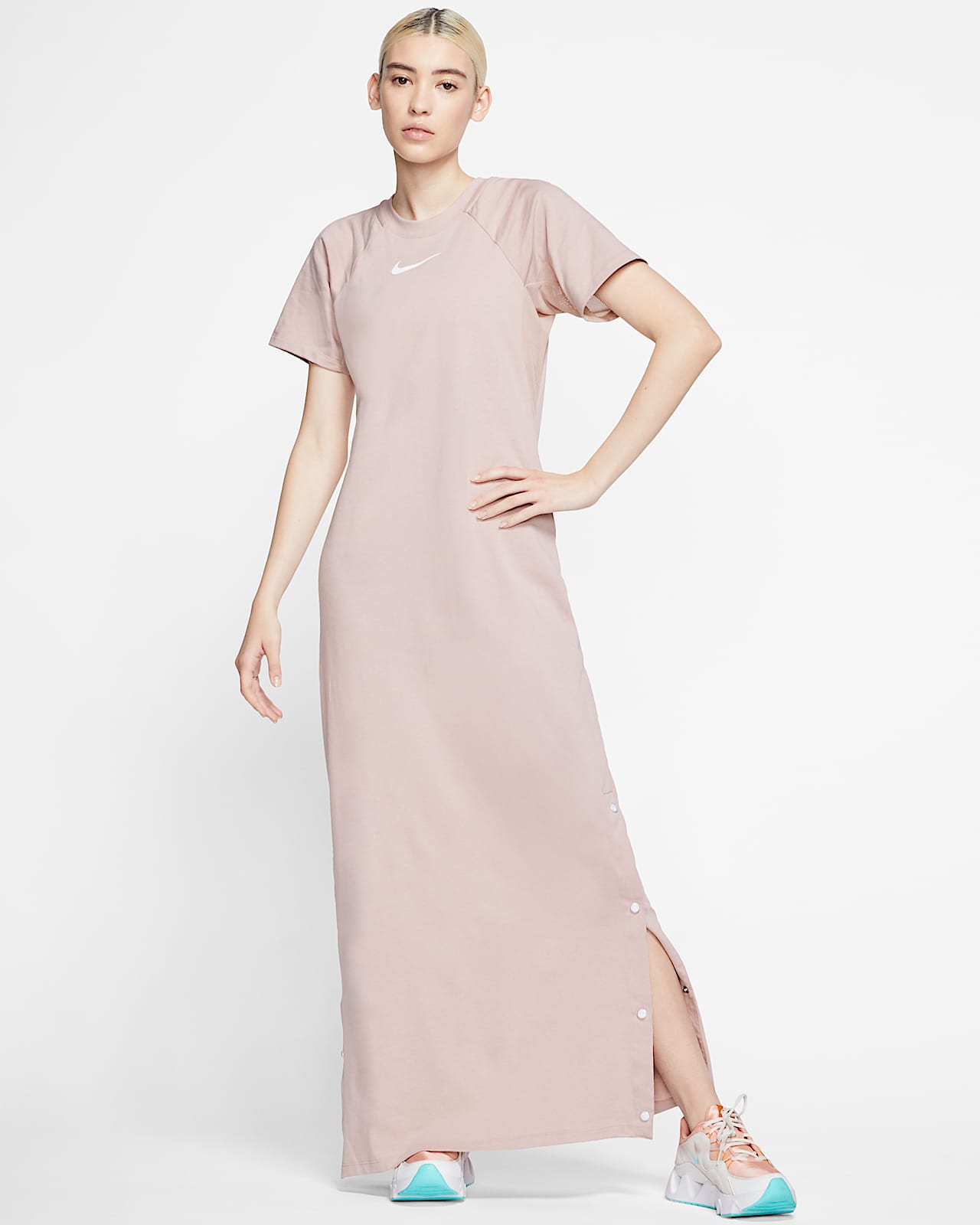 black air max finish line