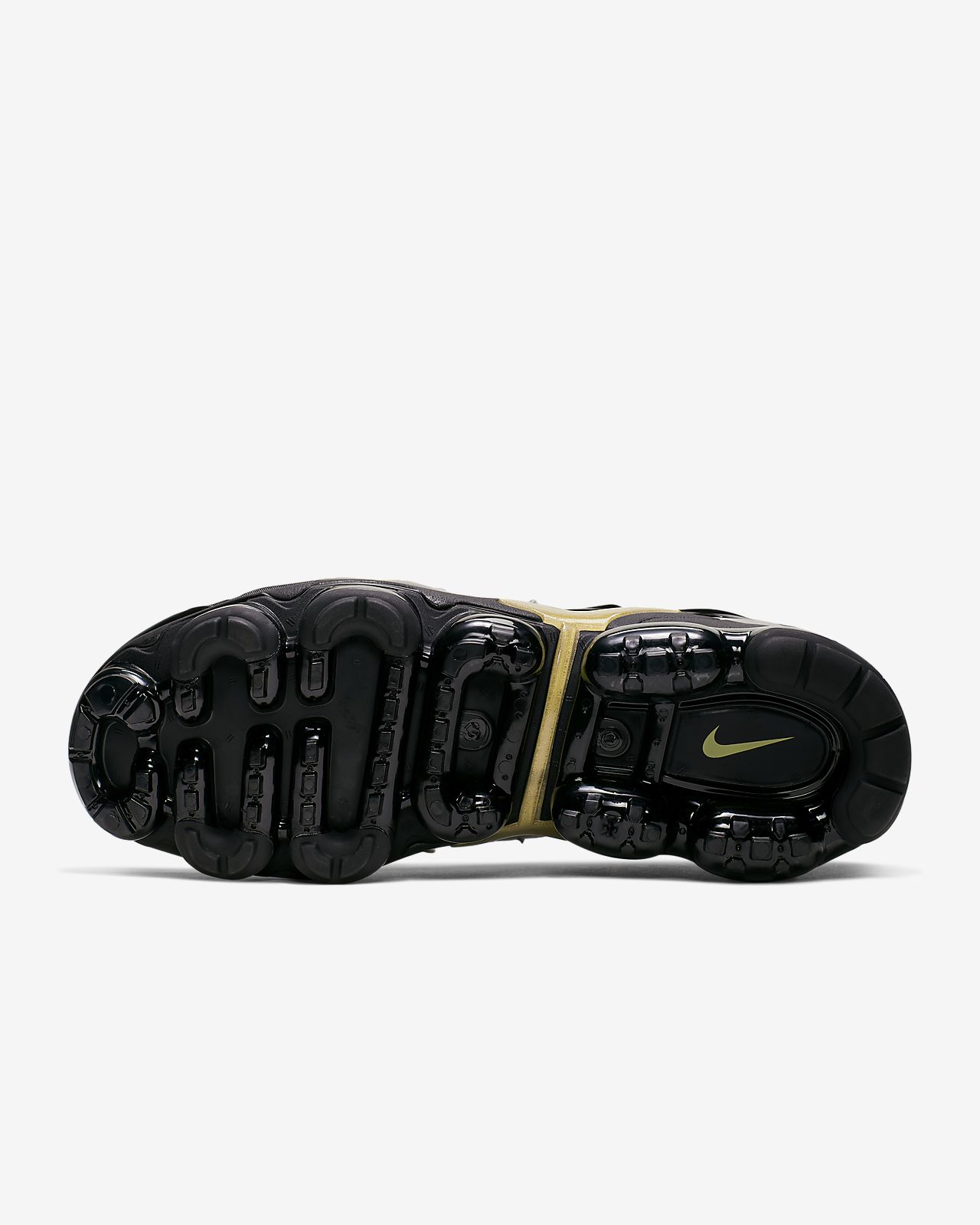 black vapormax plus junior
