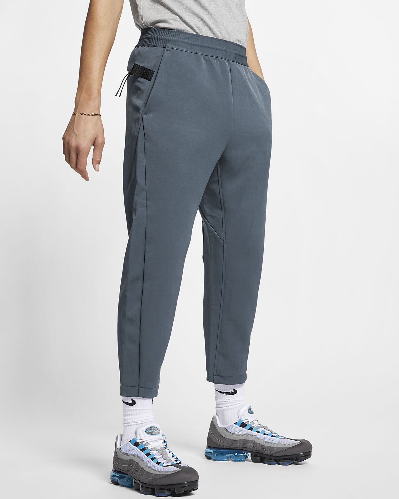 nike cropped pants