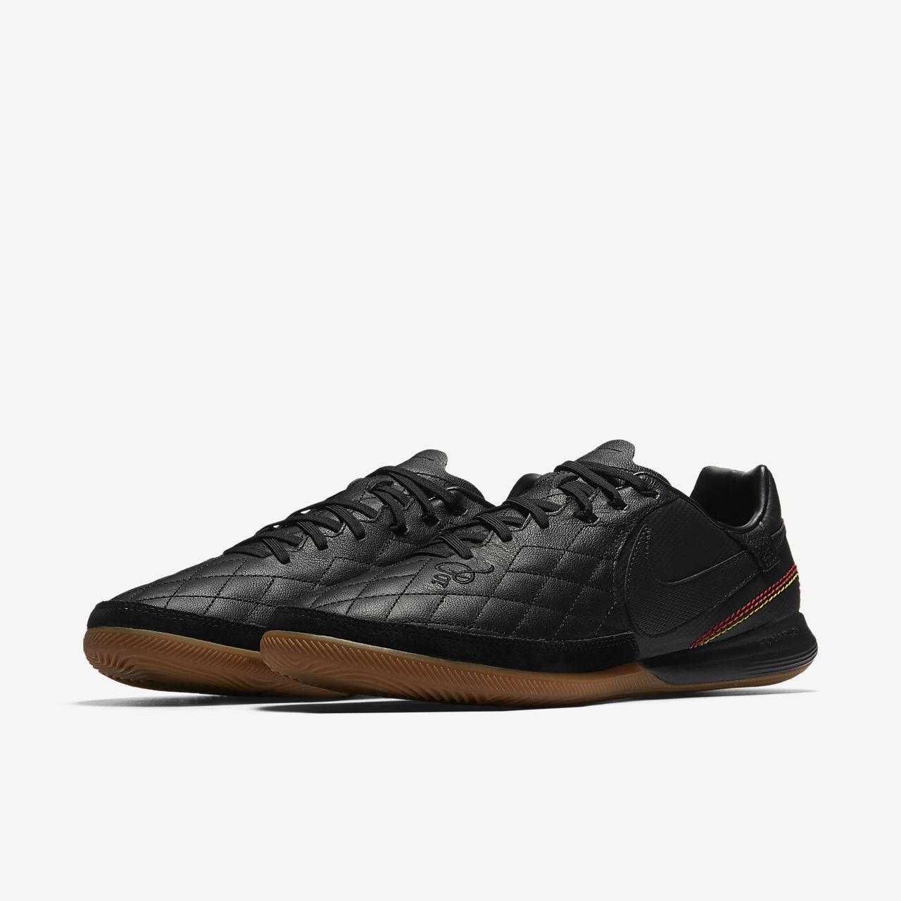 nike tiempo indoor