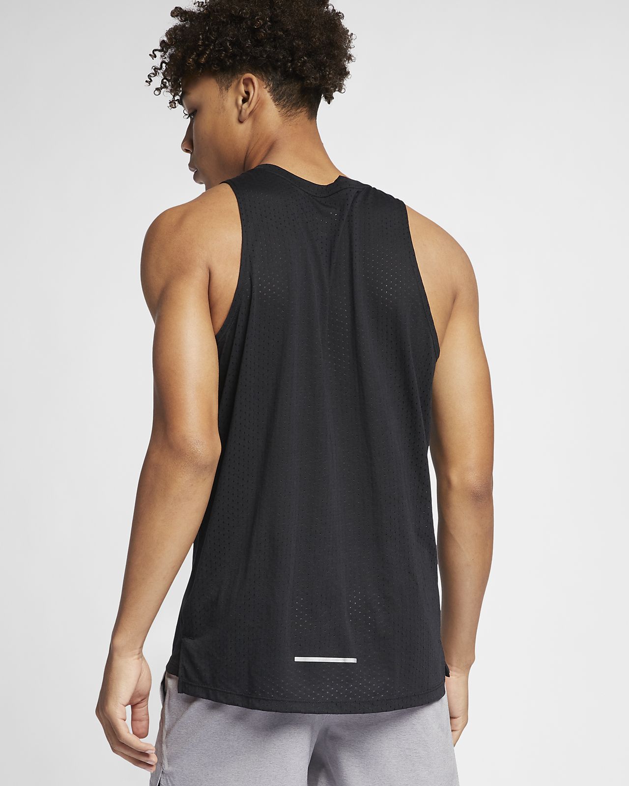 nike sleeveless running top