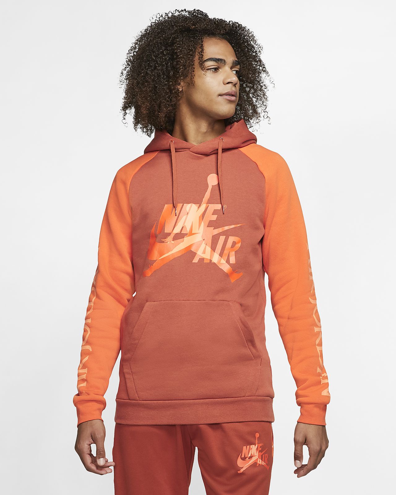 nike classic pullover hoodie