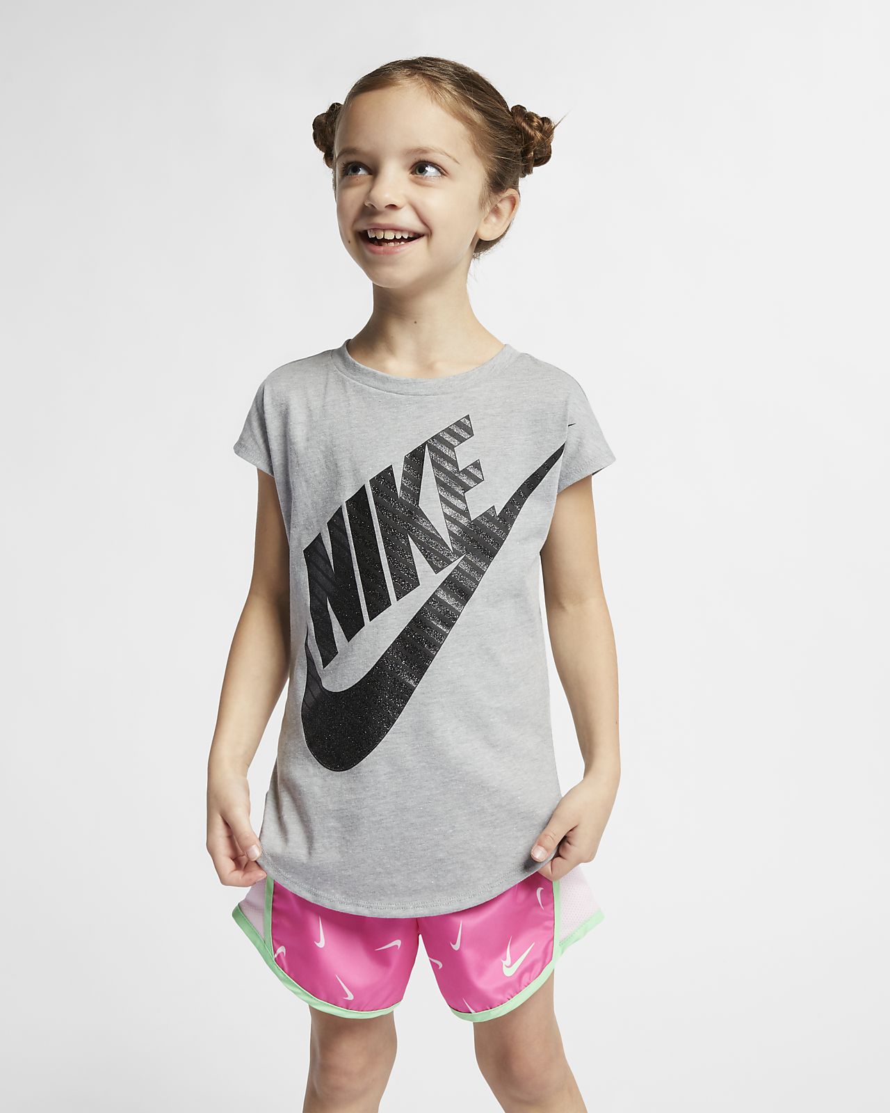 boys nike shorts and tshirt