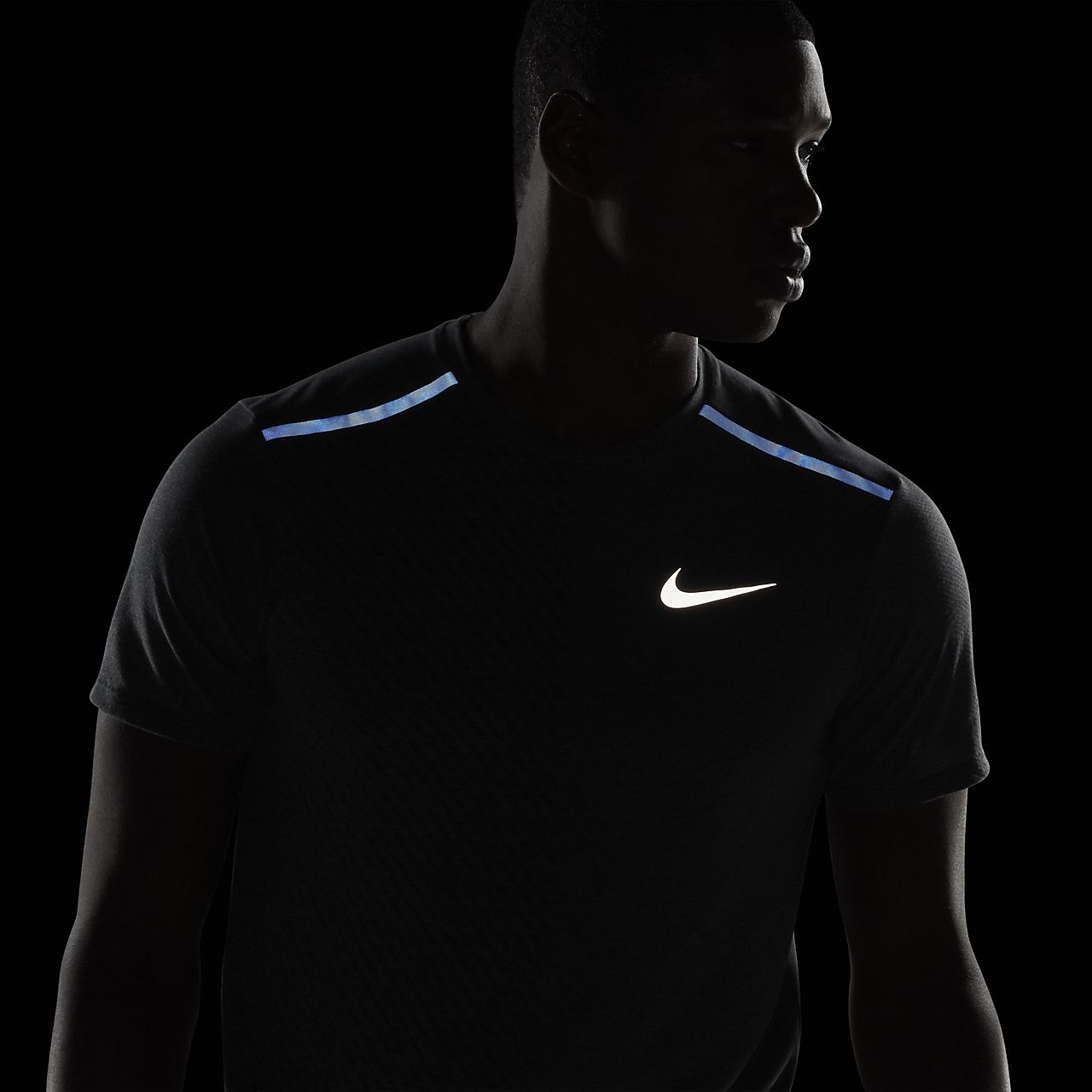 nike tailwind running top mens