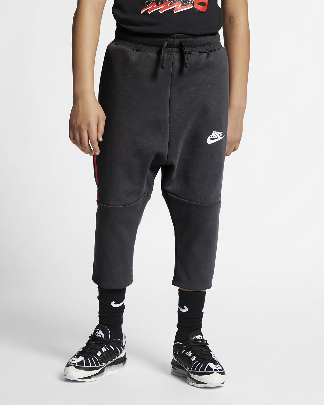 nike cropped tech fleece pants