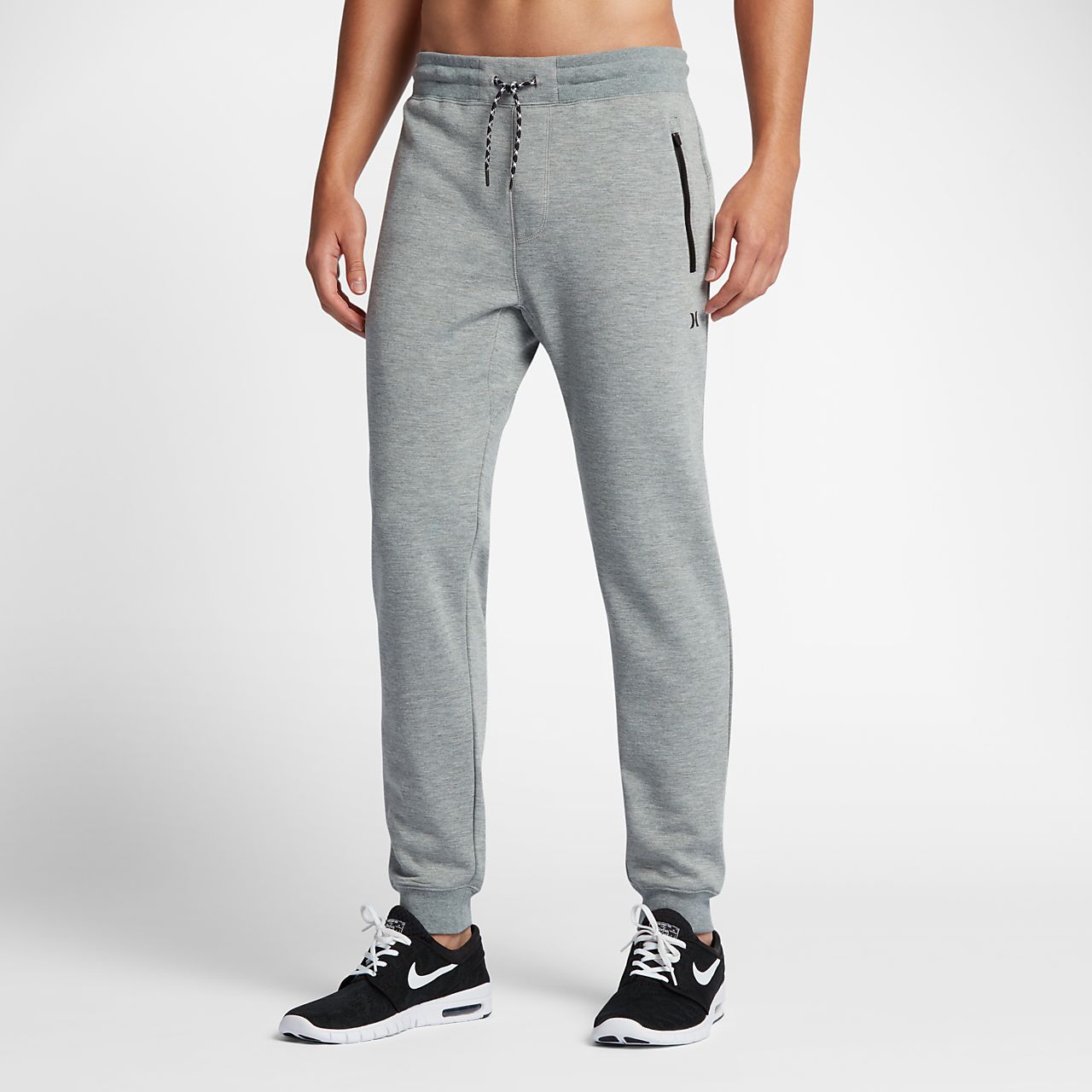 nike slim fit joggers mens