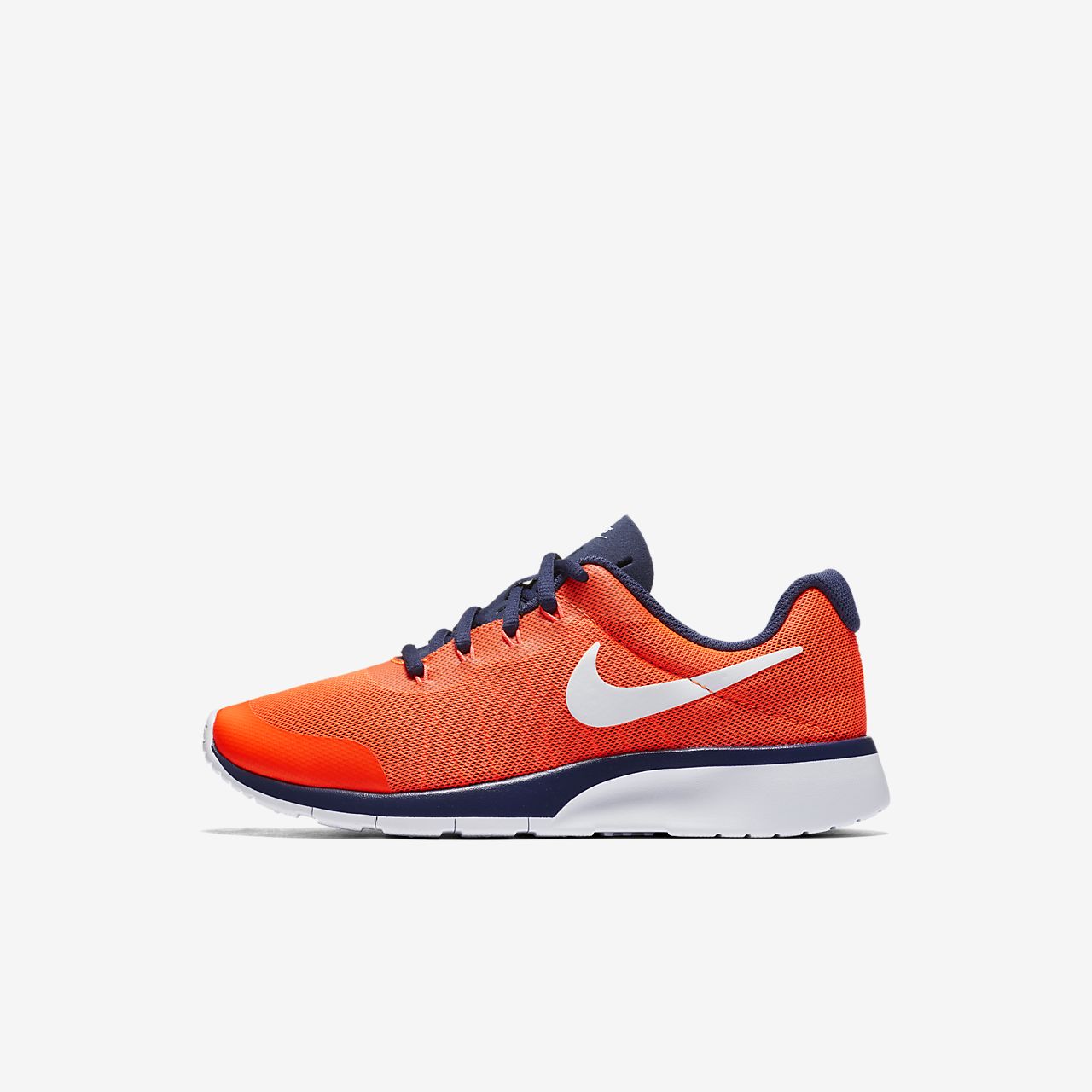 nike tanjun with hearts nike tanjun with hearts