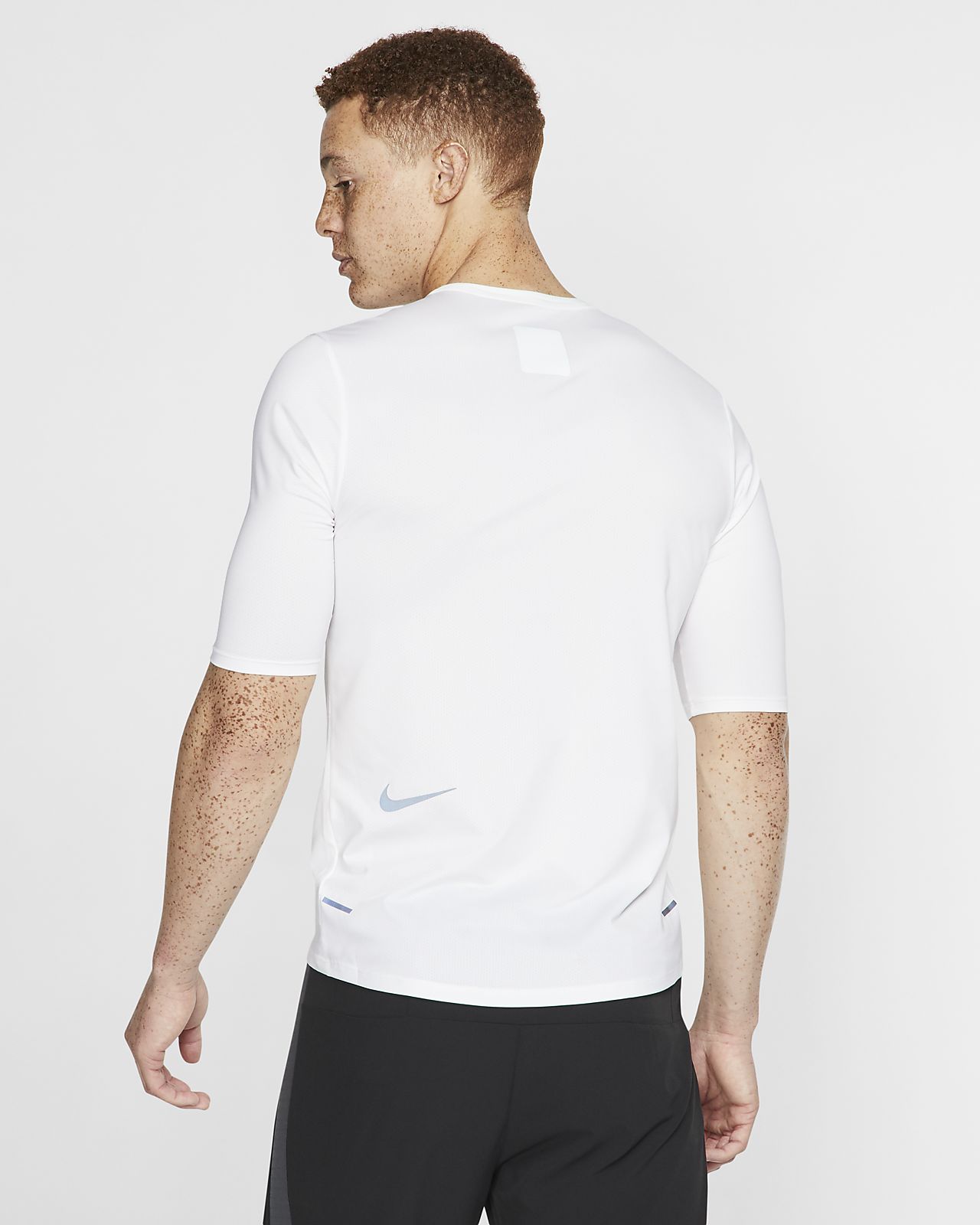 nike tech tee