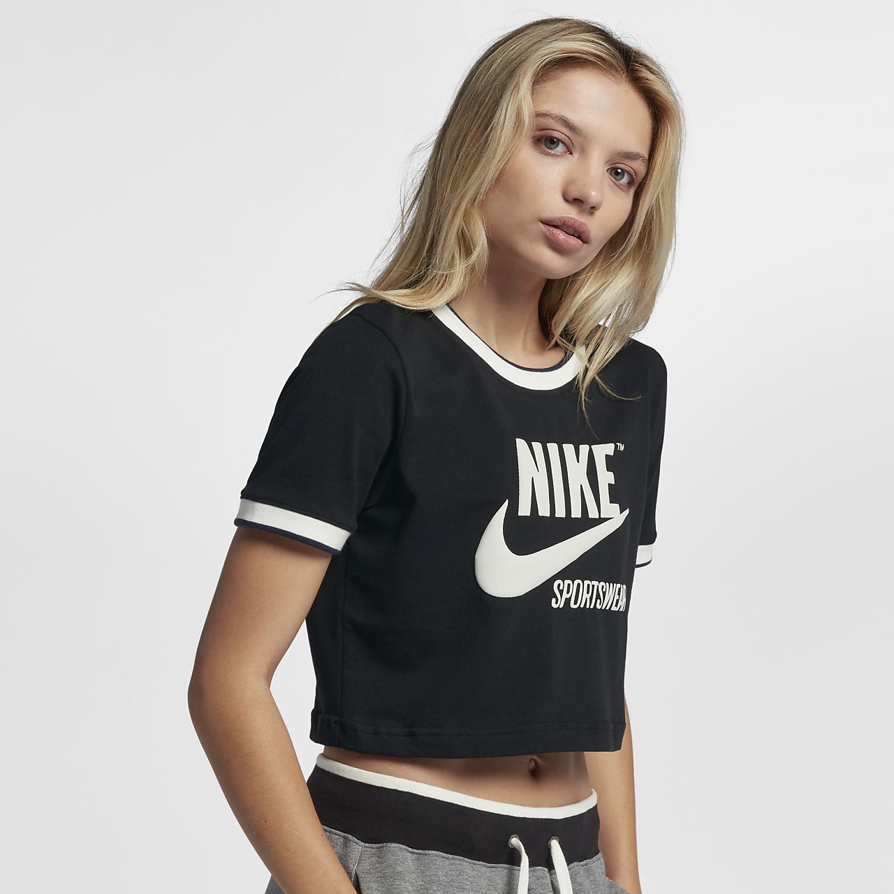 nike sportswear crop