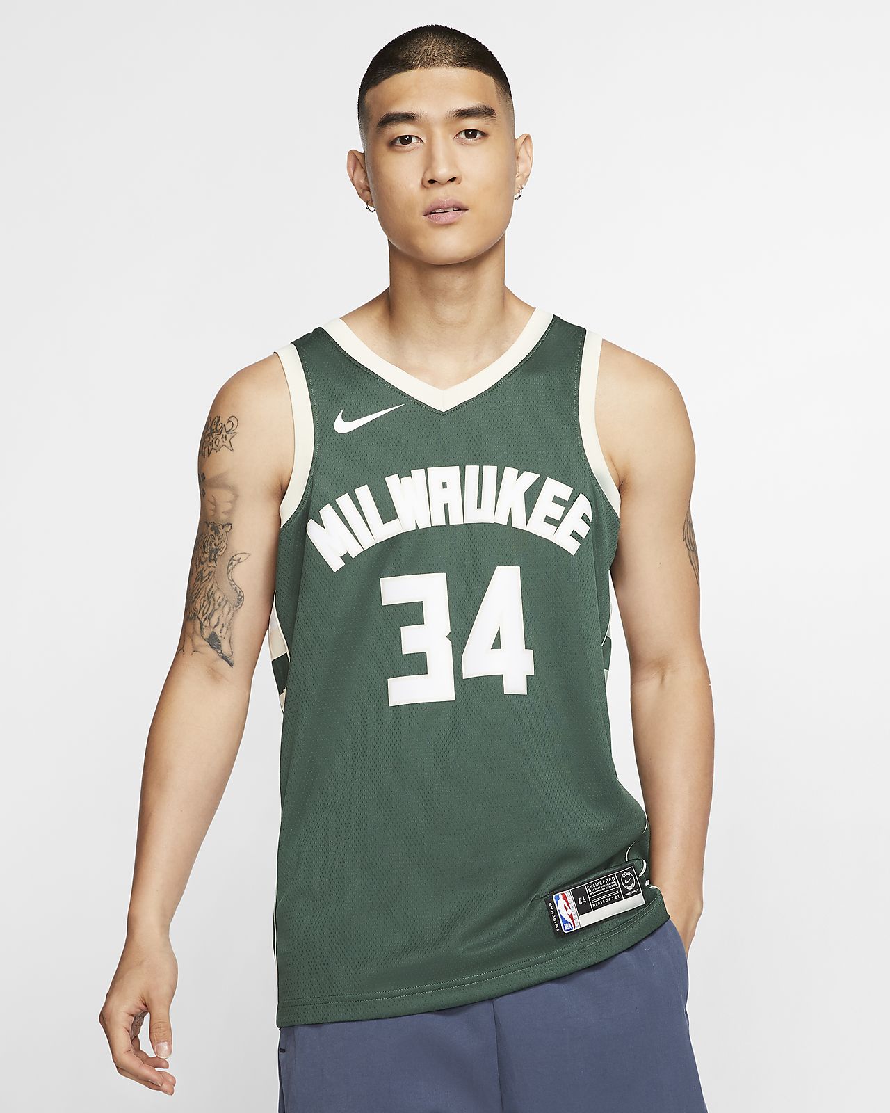 giannis antetokounmpo jersey and shorts
