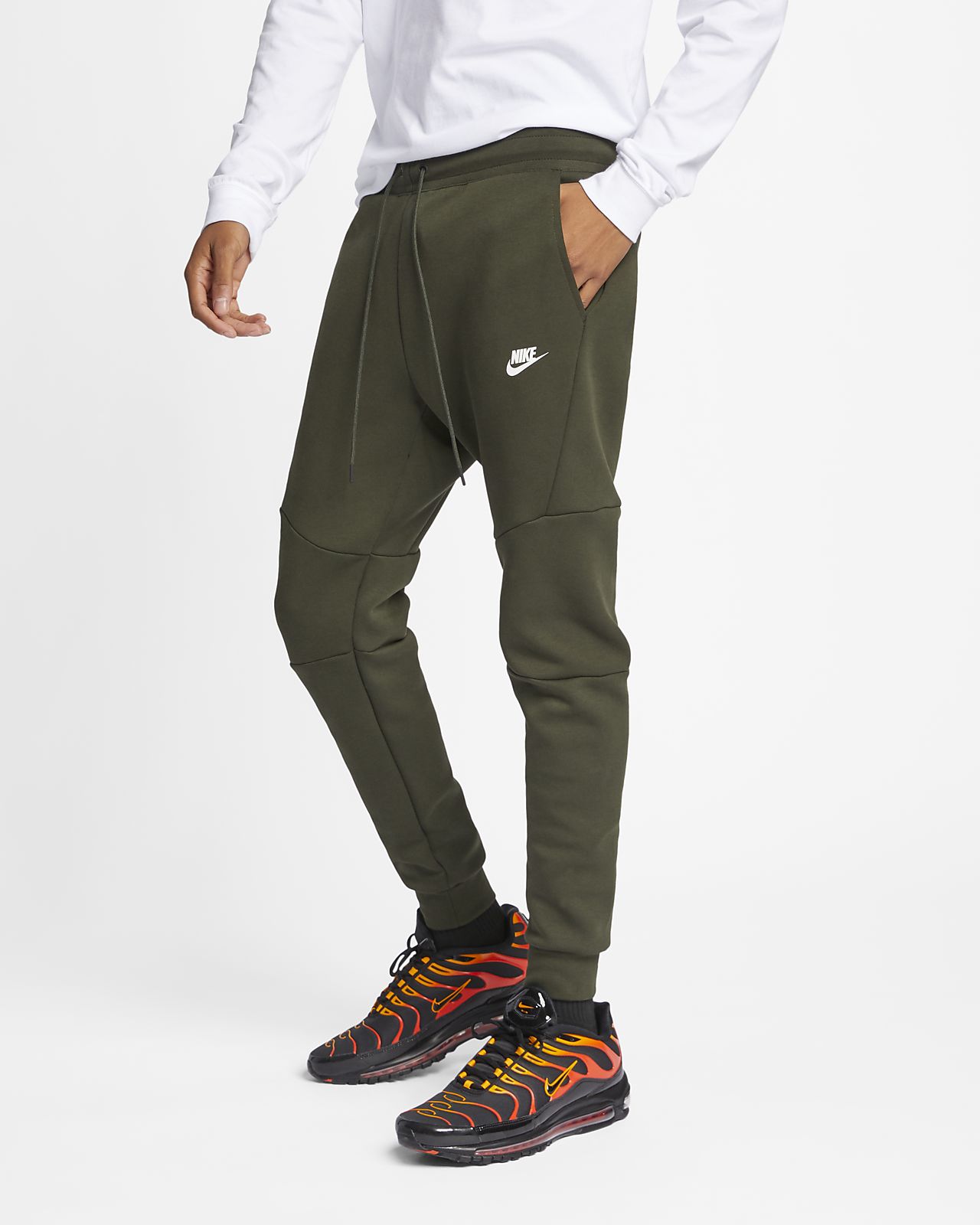 drop crotch joggers nike